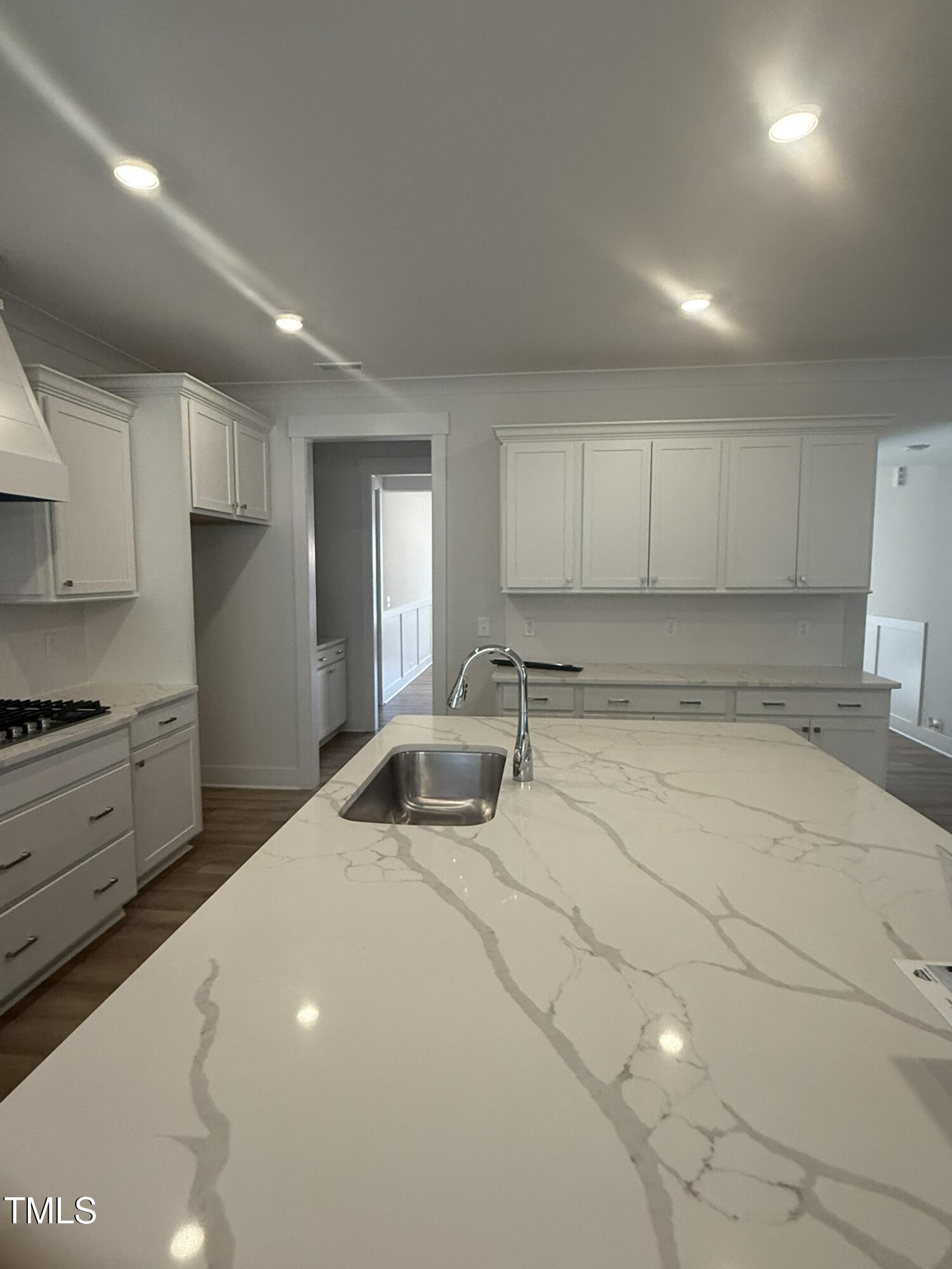 135 Ironwood Boulevard # 49 Property Photo 6