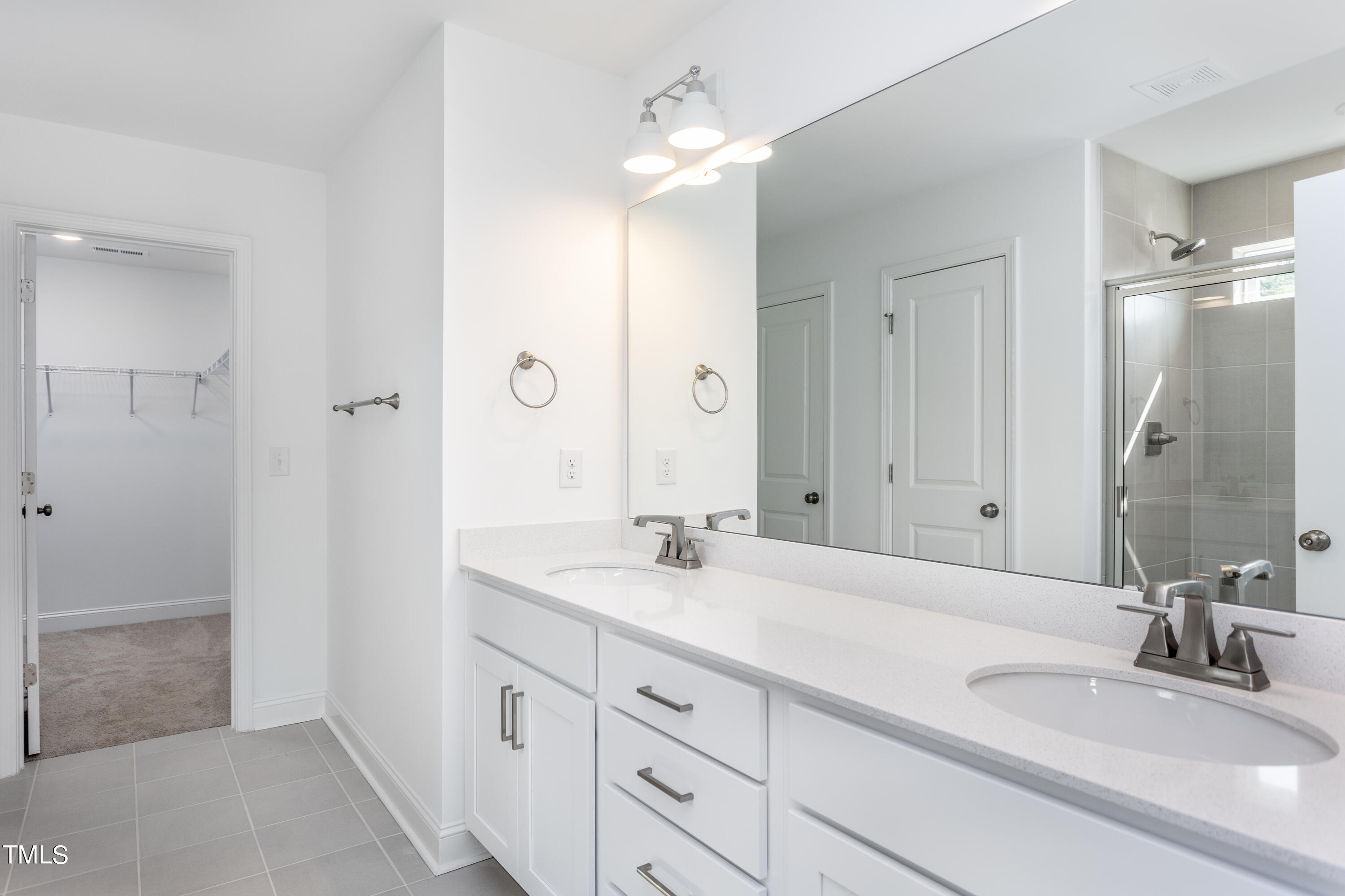 5828 Genesee Dr. Property Photo 10