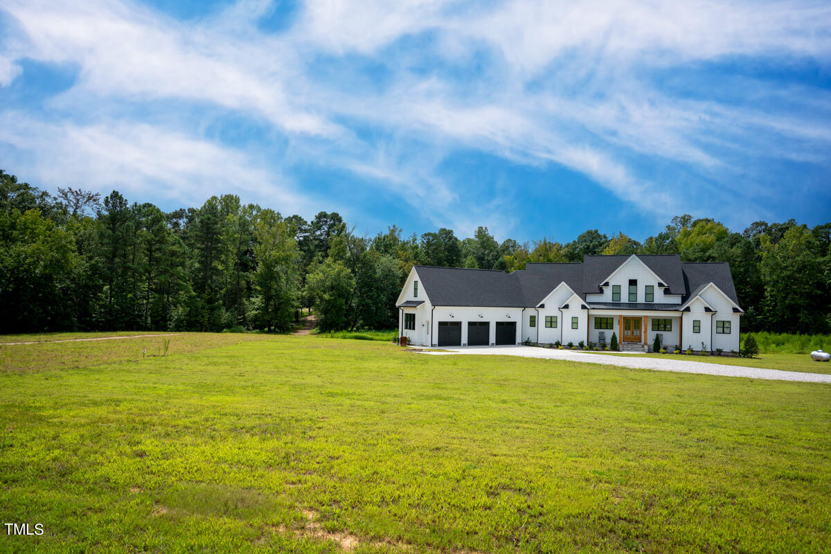 20 Peach Blossom Court Property Photo 6