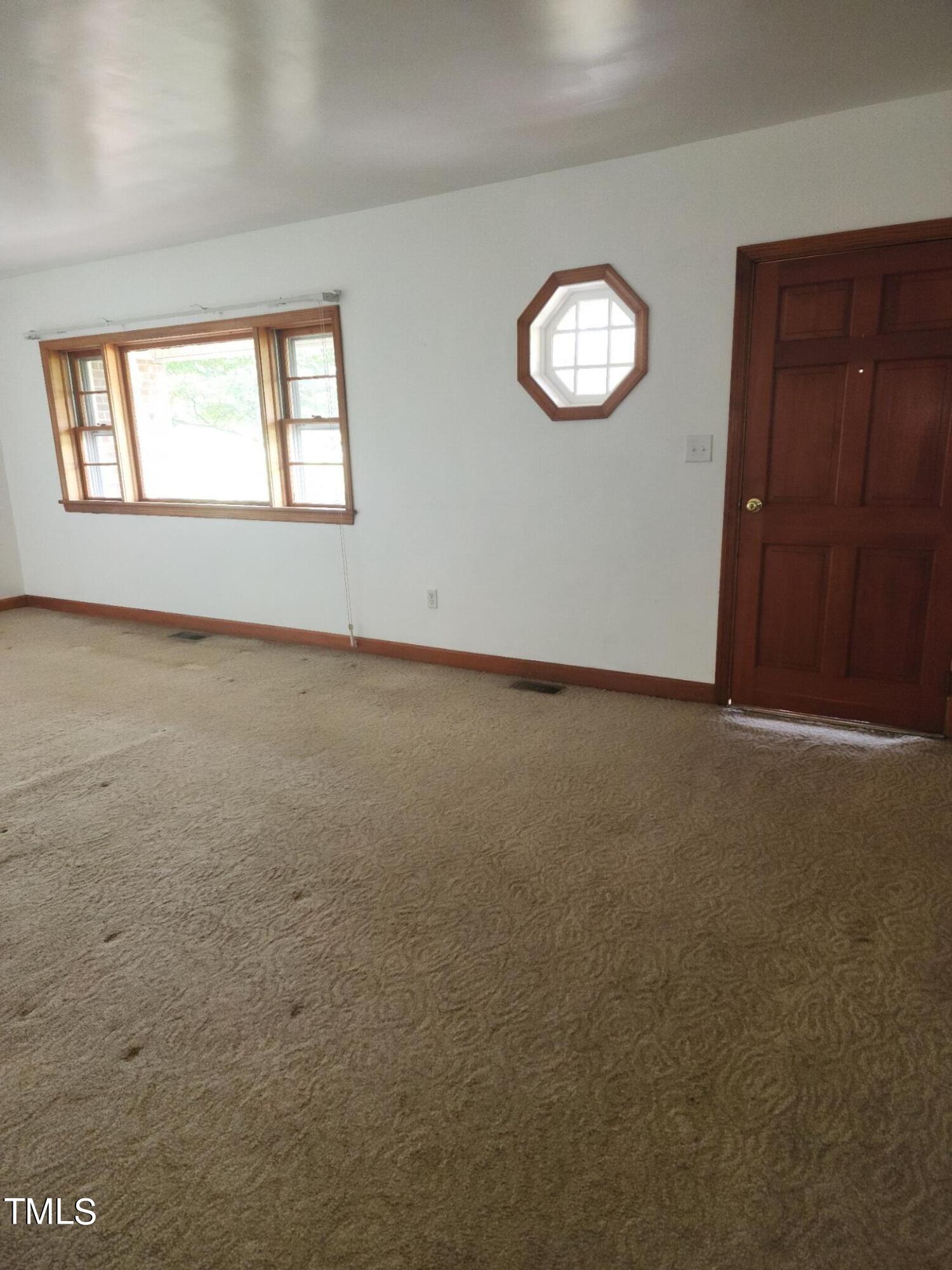 9246 Us Highway 301 Property Photo 18