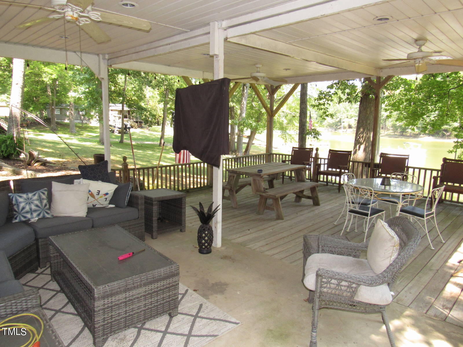 31 Hickory Way Property Photo 10