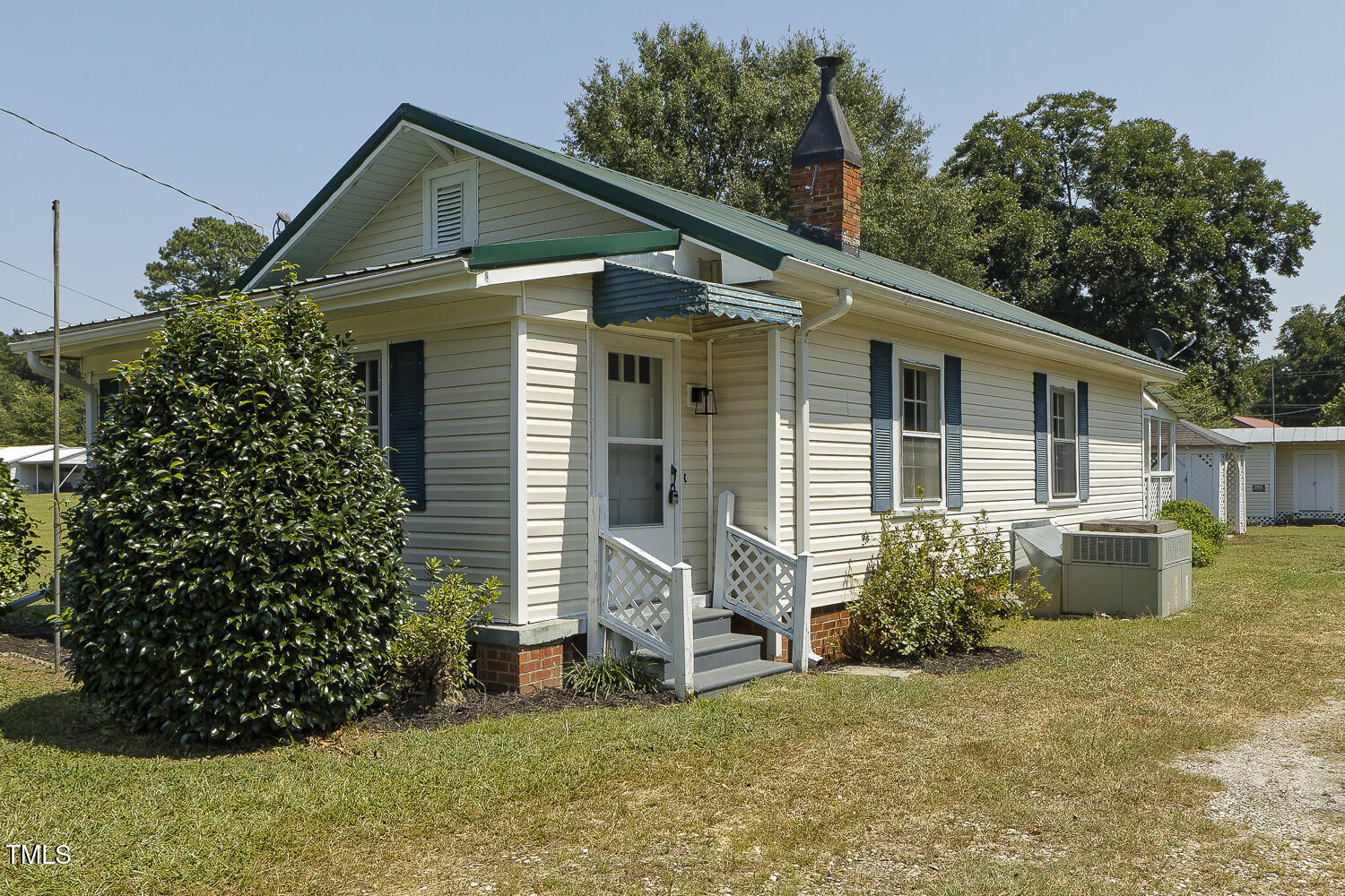 201 4th Street Property Photo 4