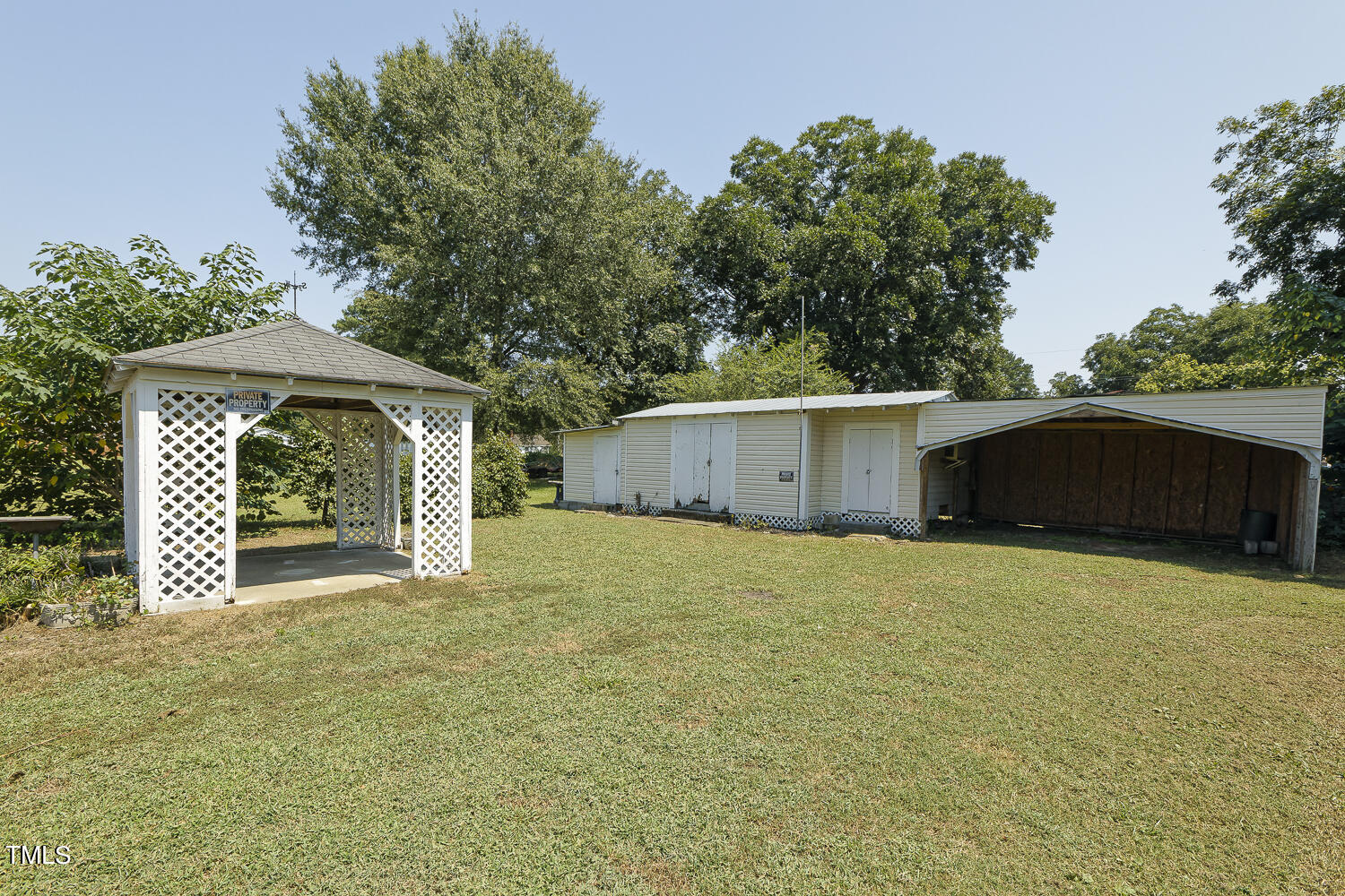 201 4th Street Property Photo 15
