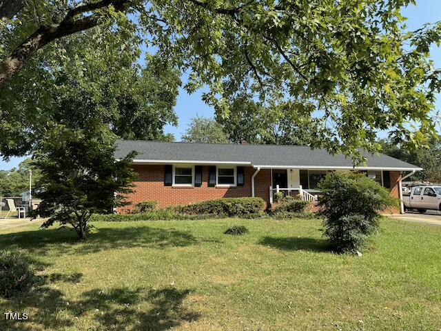 902 Wade Avenue Property Photo 4
