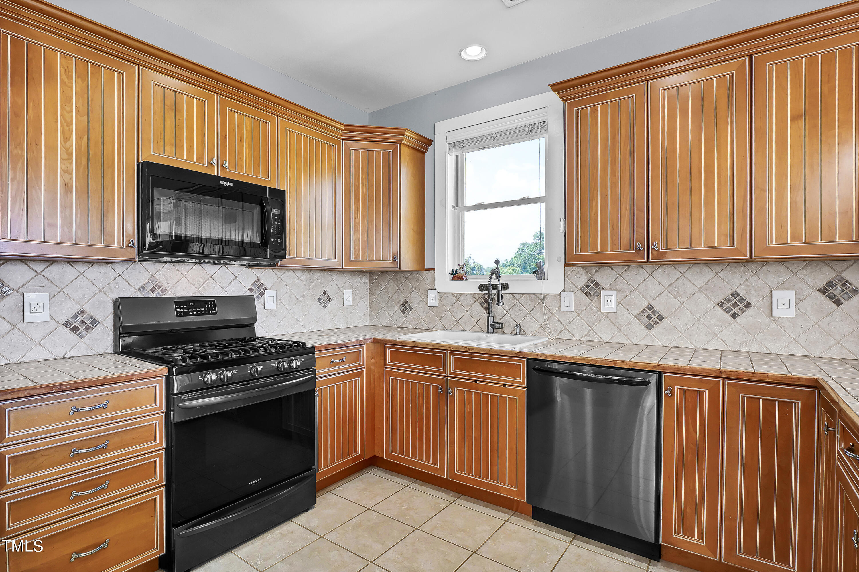 474 Andrews Road Property Photo 10