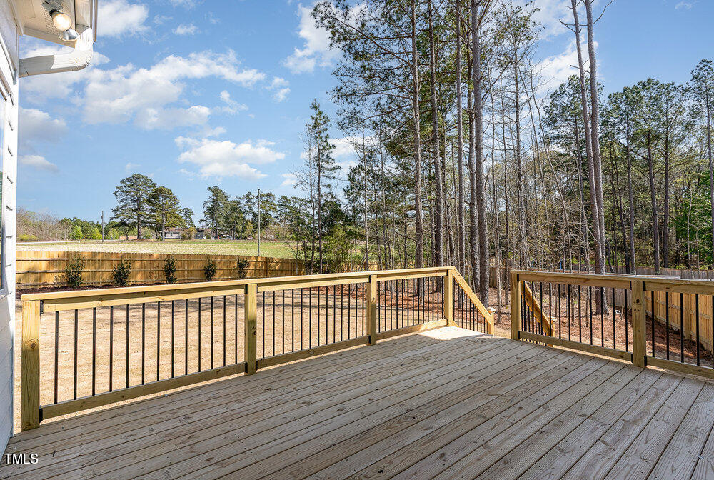 600 Darian Woods Drive Property Photo 42