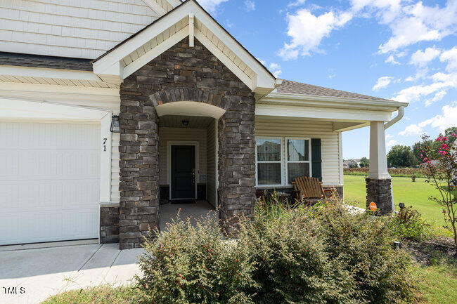 71 Nolan Court Property Photo 4
