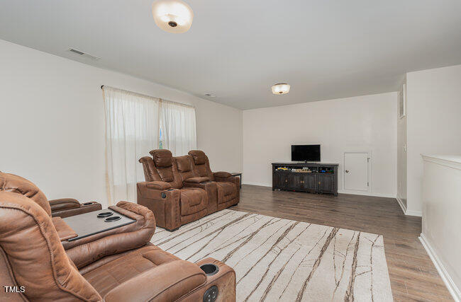 71 Nolan Court Property Photo 23