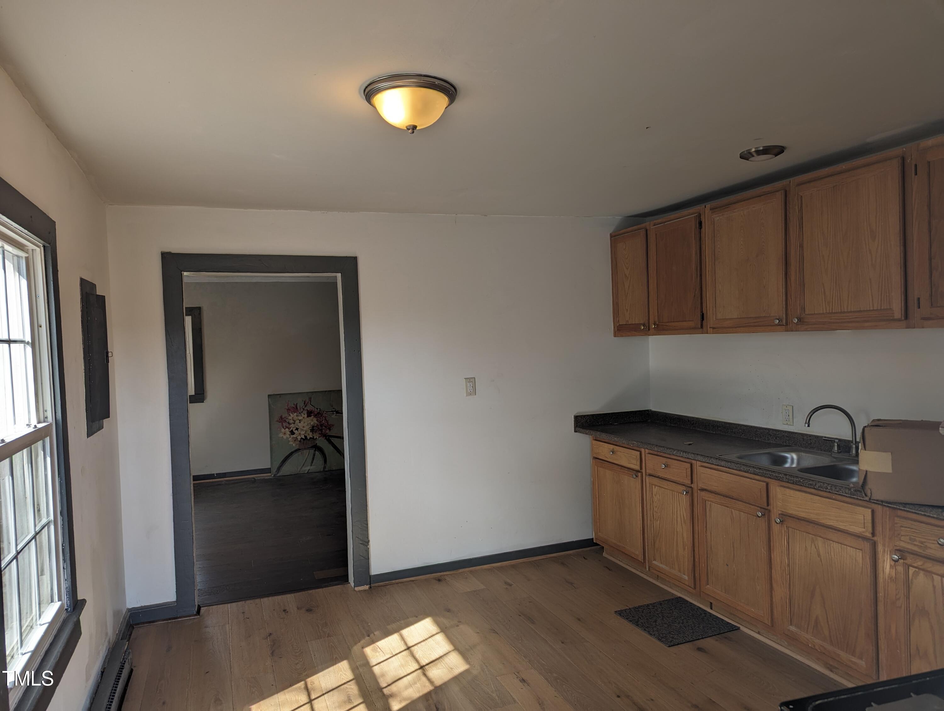 140 Lincoln Street Property Photo 2