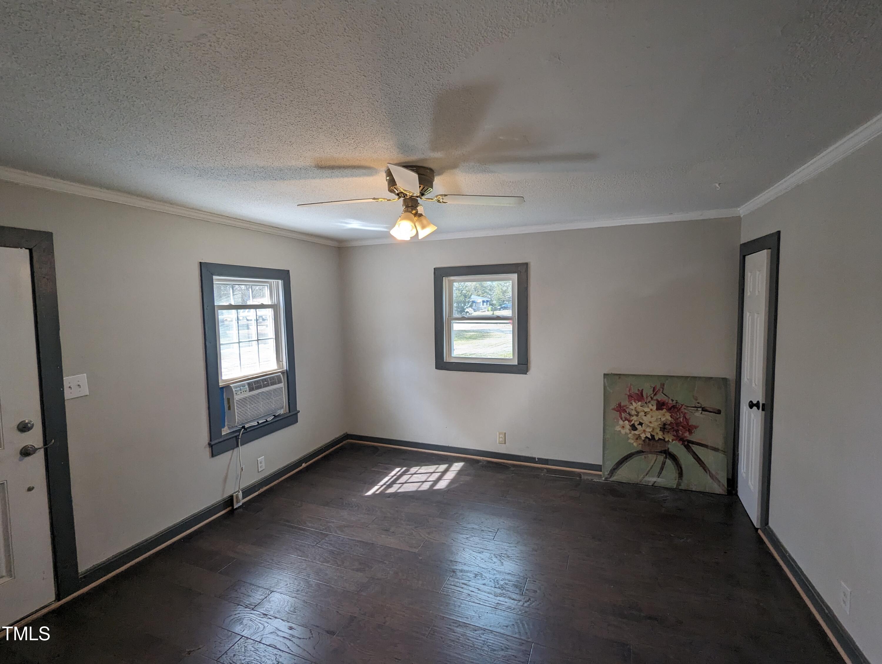 140 Lincoln Street Property Photo 4