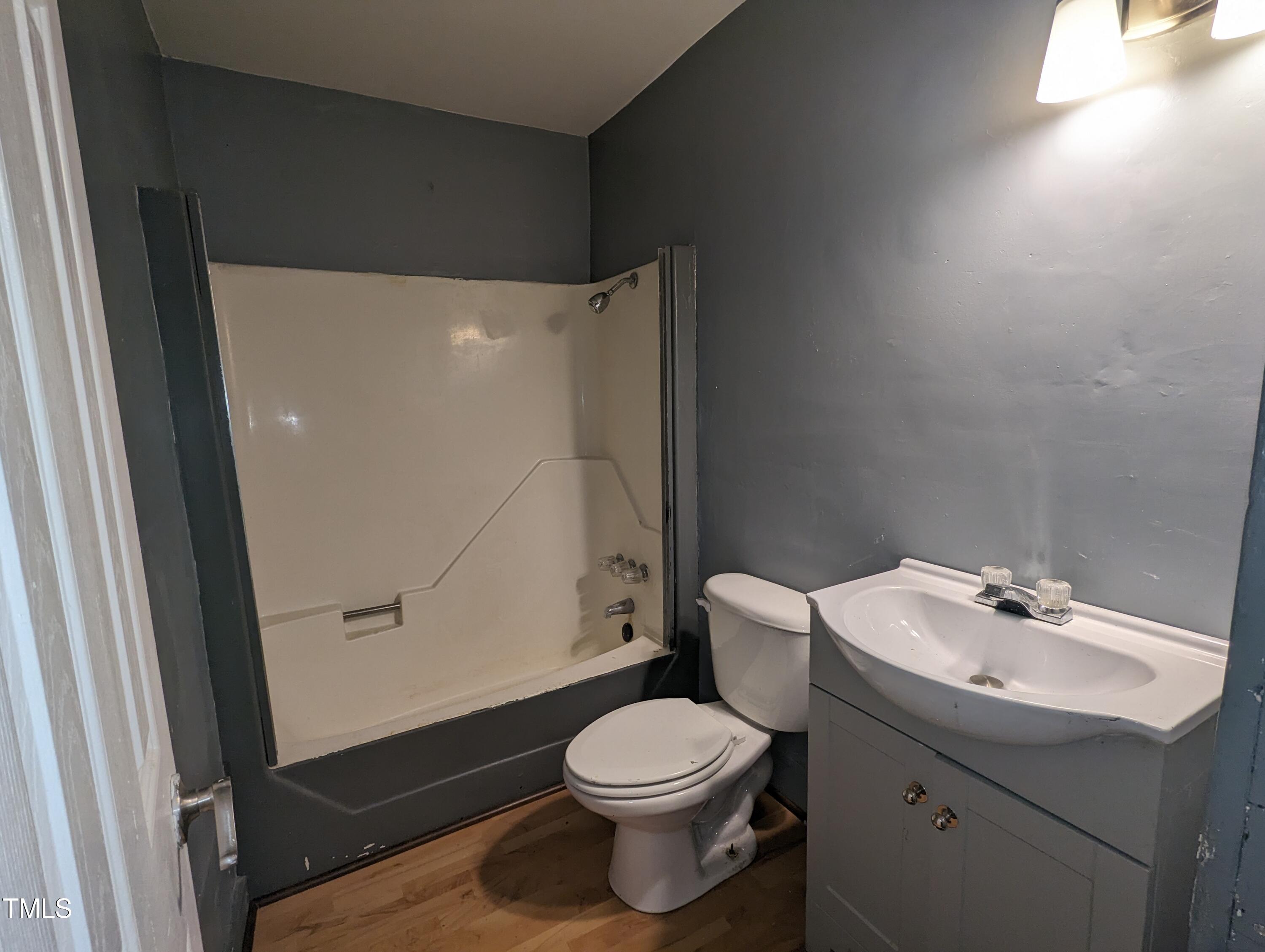 140 Lincoln Street Property Photo 6
