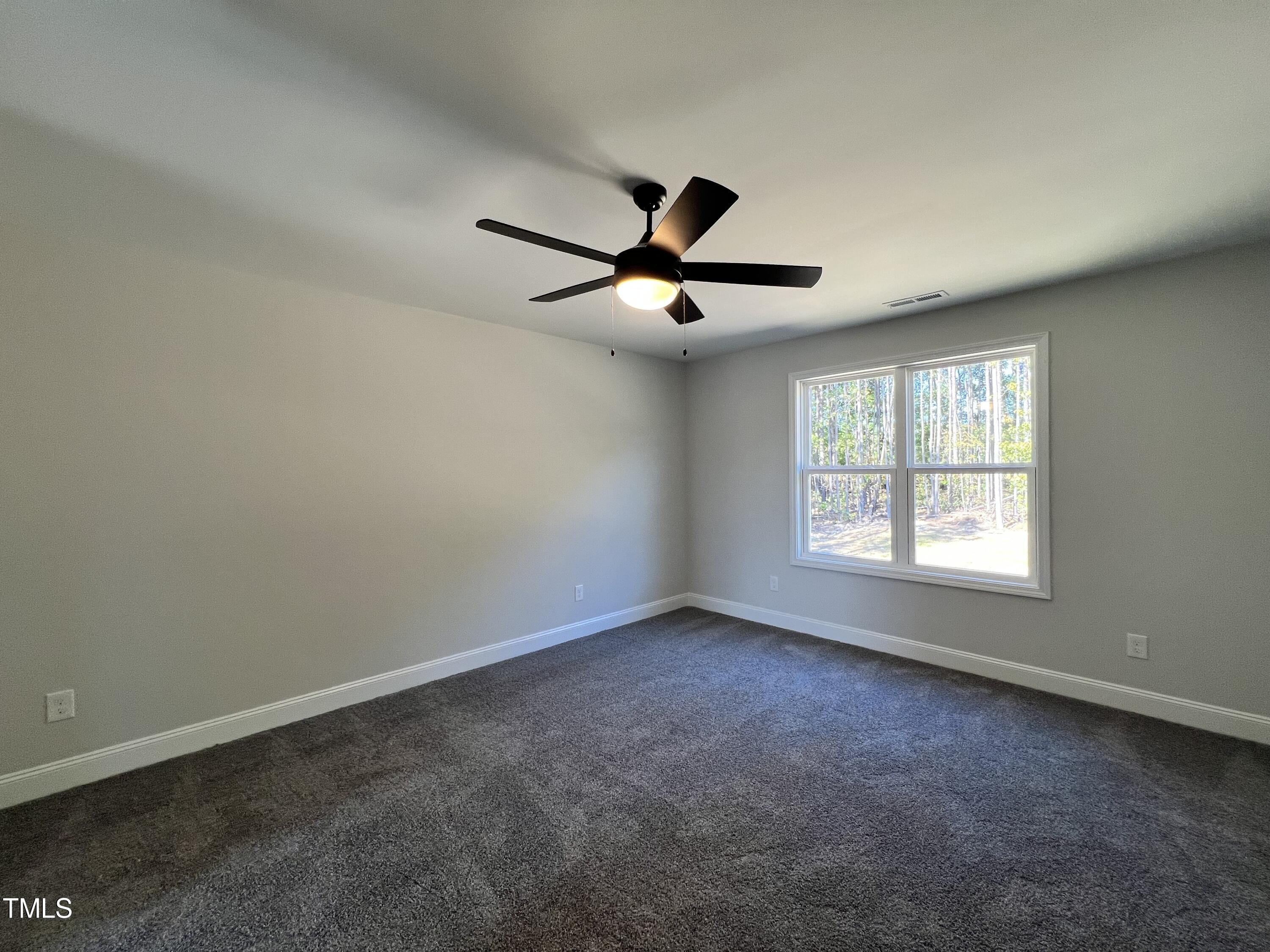 369 E Clydes Point Way Property Photo 6