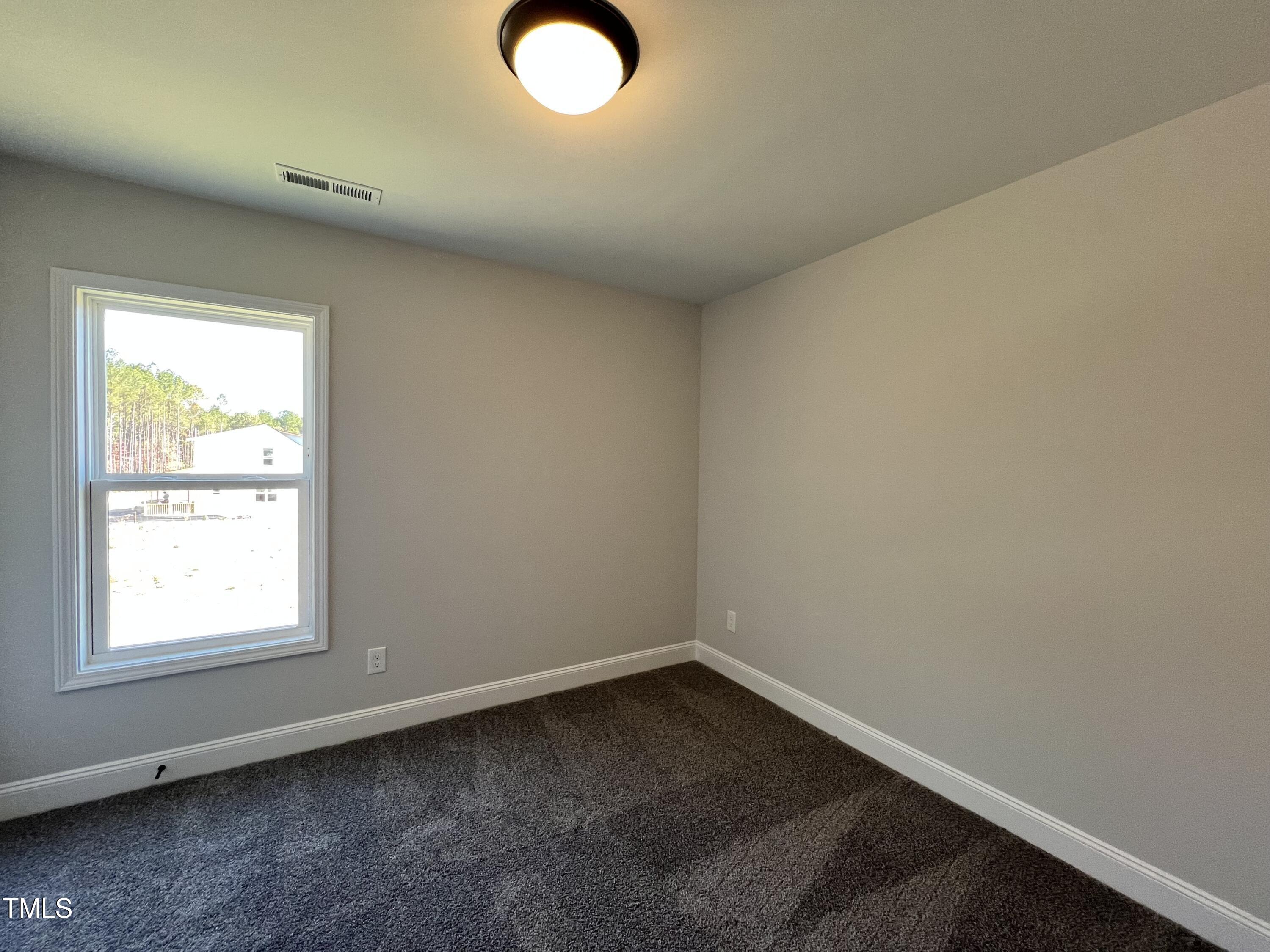 369 E Clydes Point Way Property Photo 9