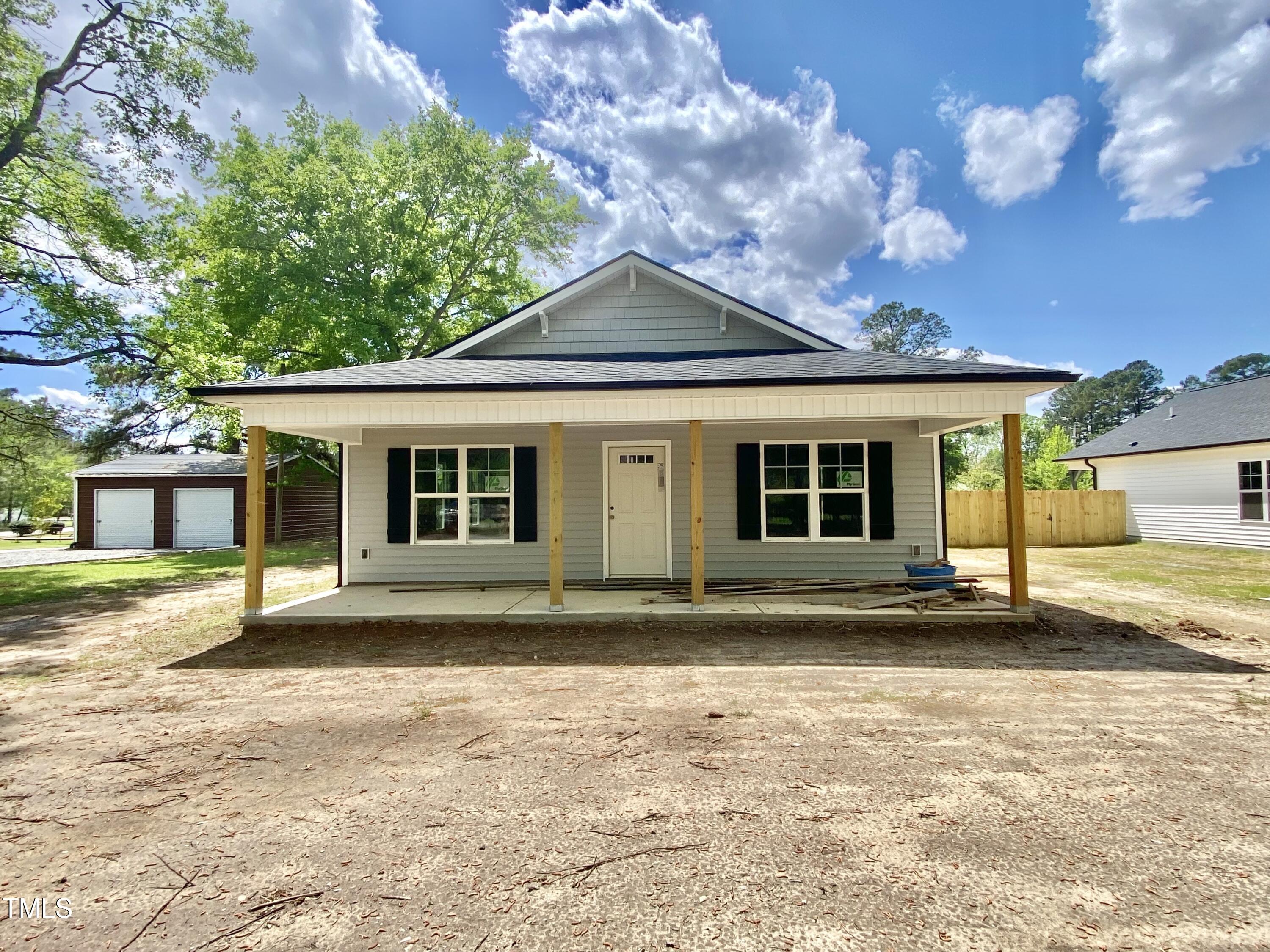 2 Jenkins Street Property Photo 1