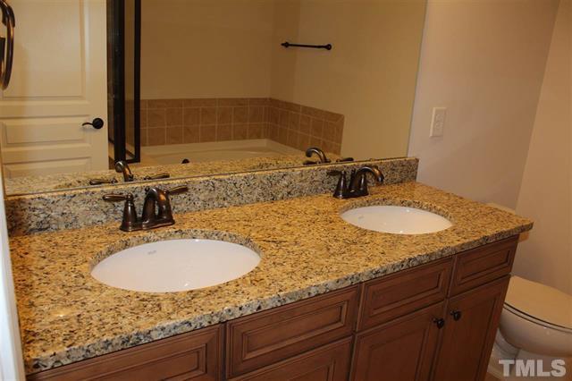 4105 Overcup Oak Lane Property Photo 12