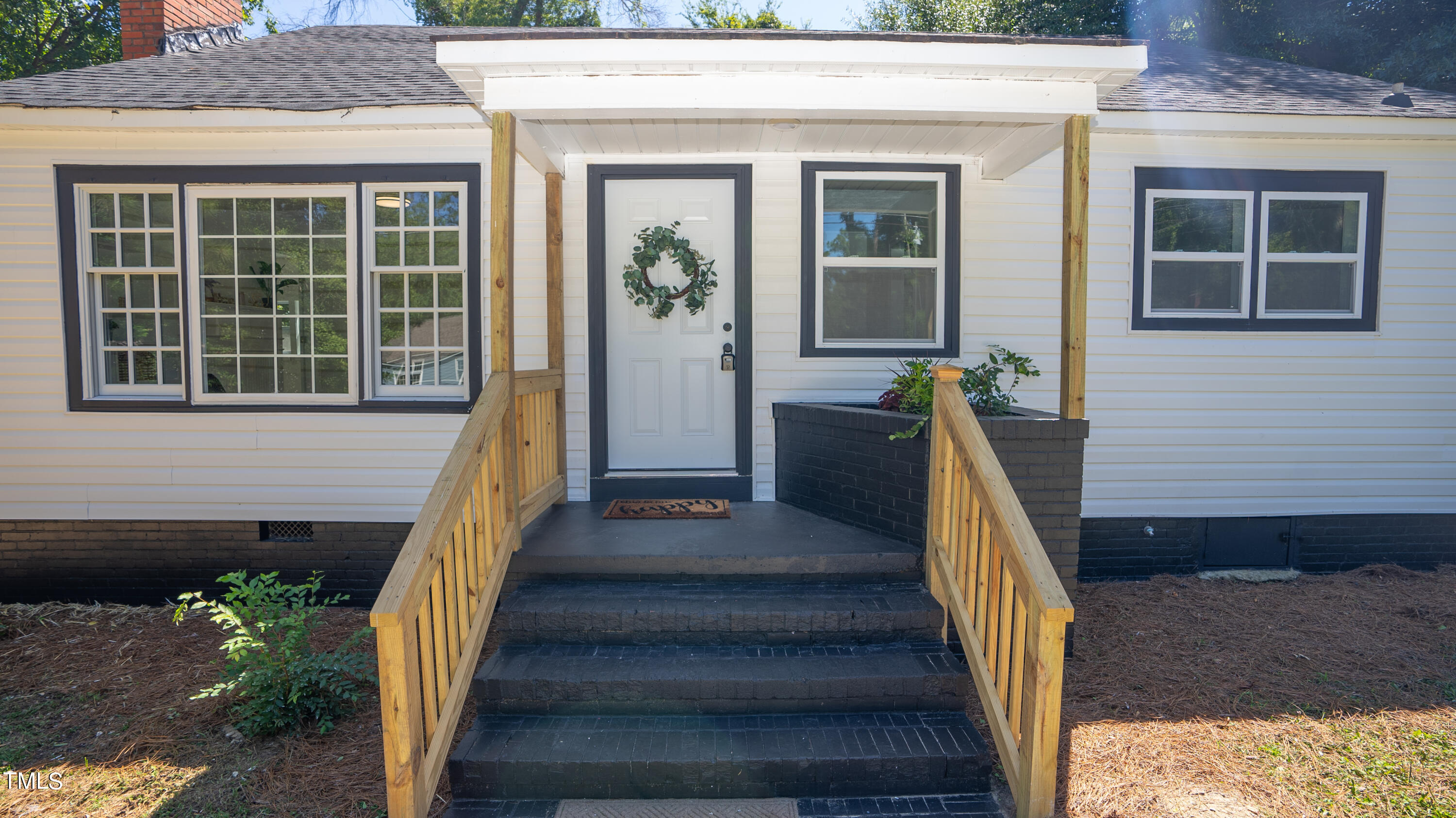 112 Brookwood Avenue Property Photo 6