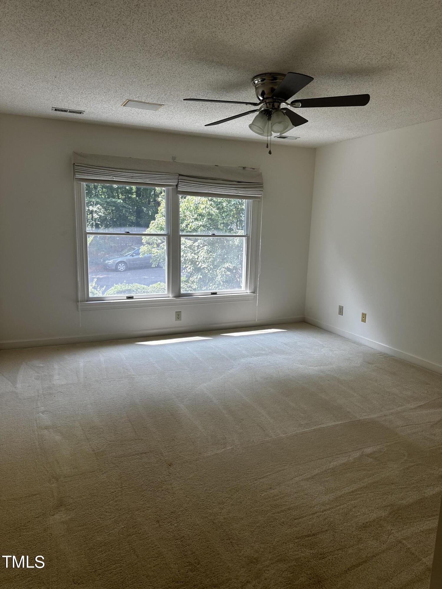 492 Beechmast Property Photo 14