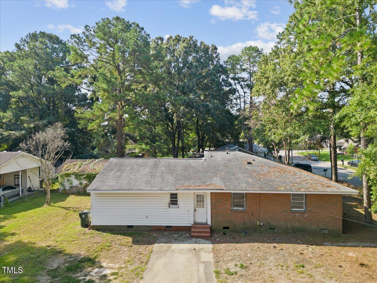 308 Forrest Road W Property Photo 25