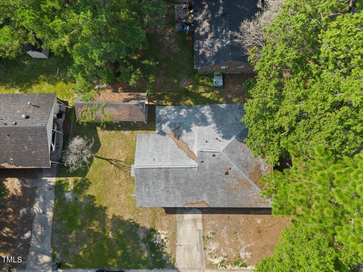 308 Forrest Road W Property Photo 26