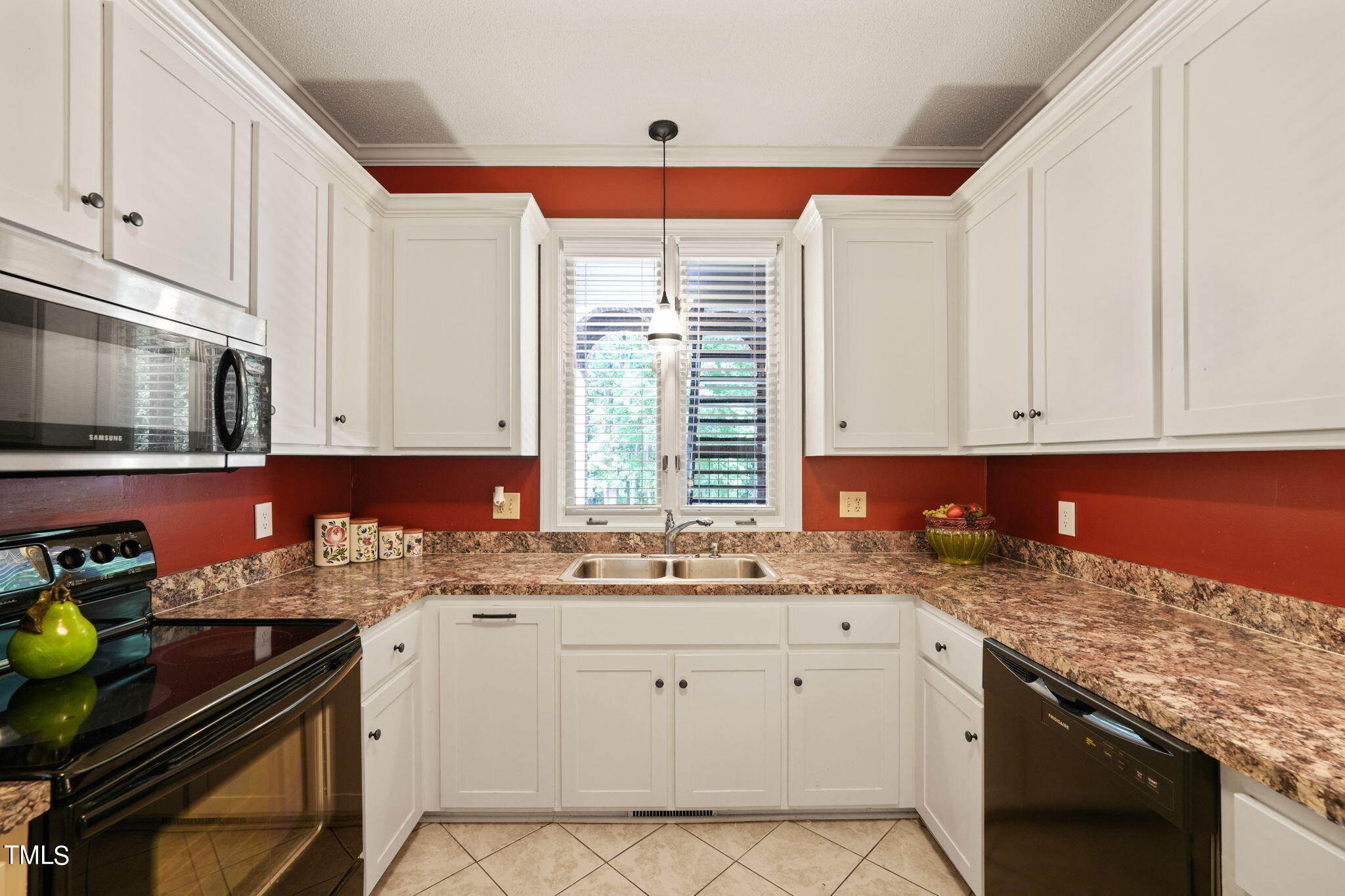 1311 Forest Hills Road Nw # D2 Property Photo 13