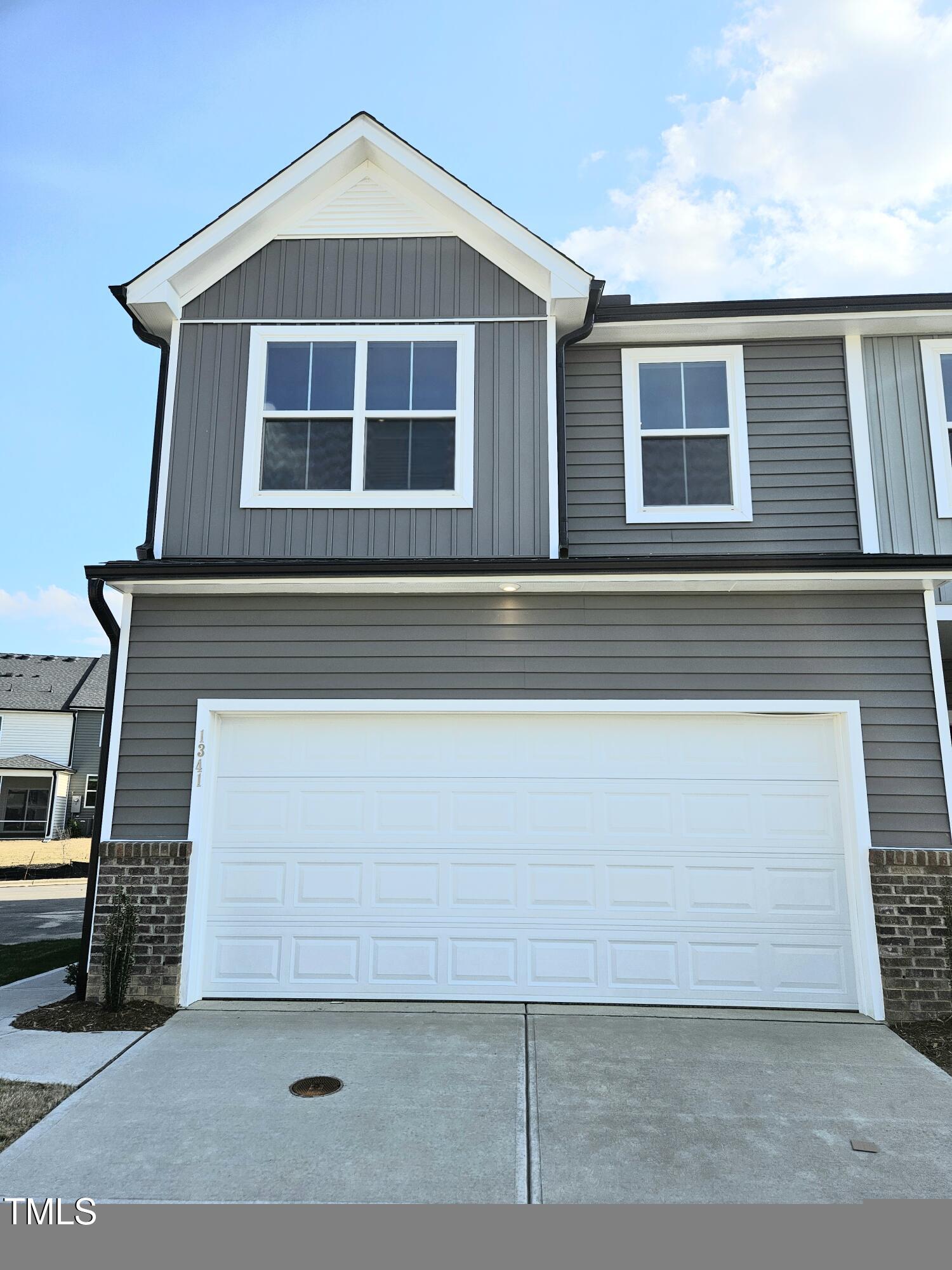 1341 Bessie Court Property Photo 1