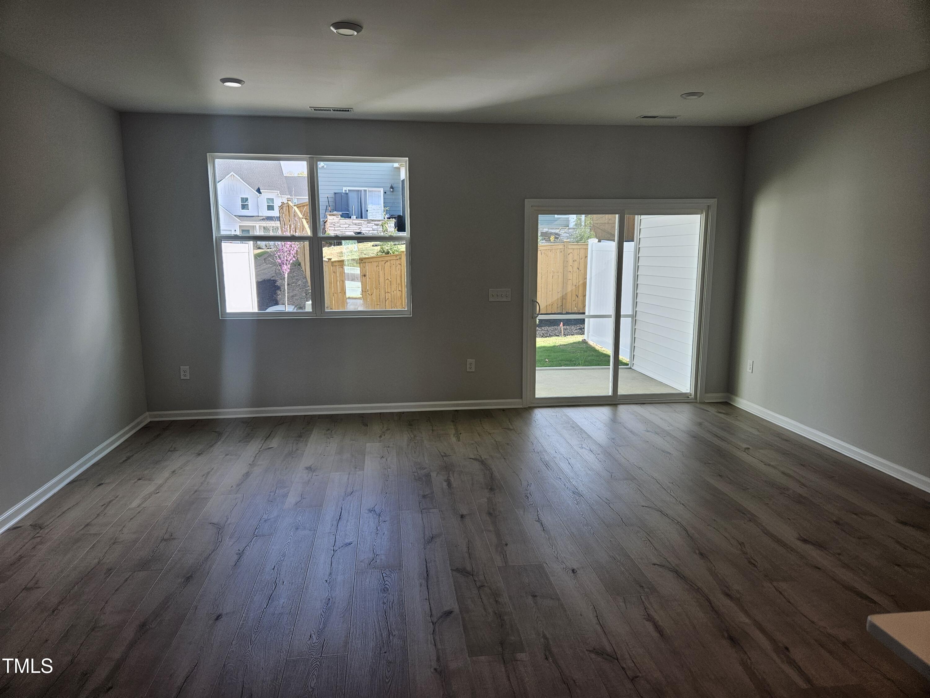 1343 Bessie Court Property Photo 3