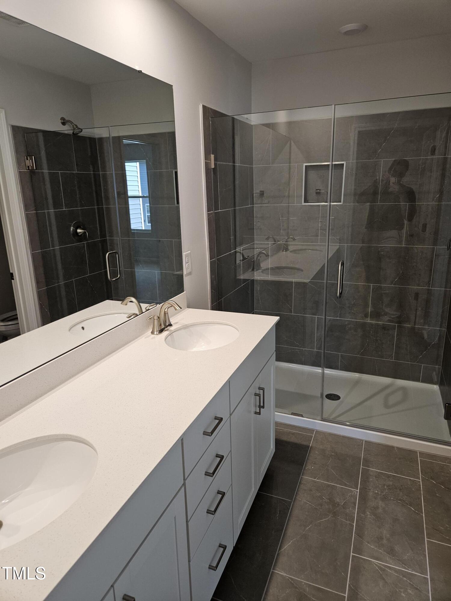 1343 Bessie Court Property Photo 4