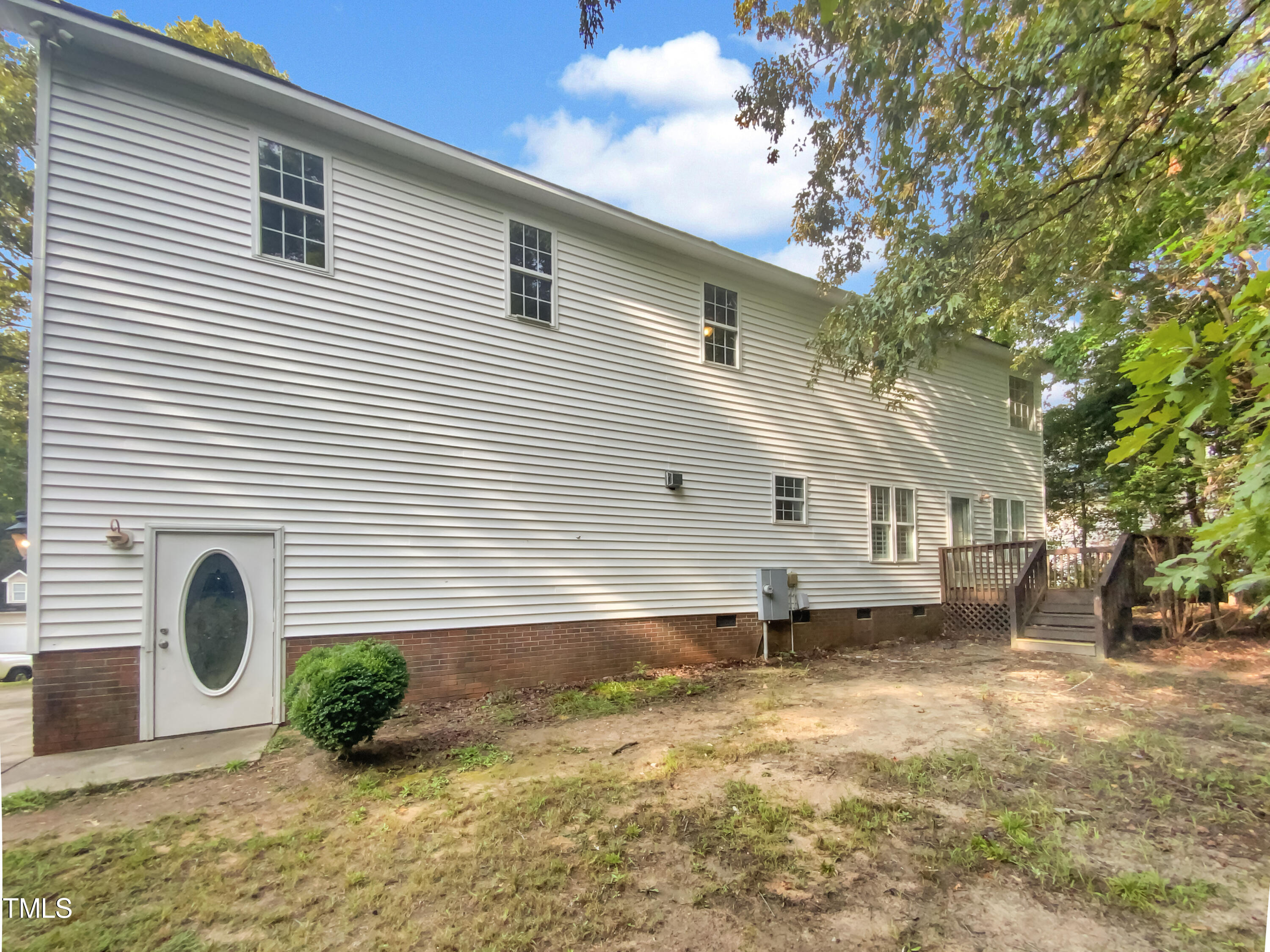 18 Red Leaf Trail Property Photo 7