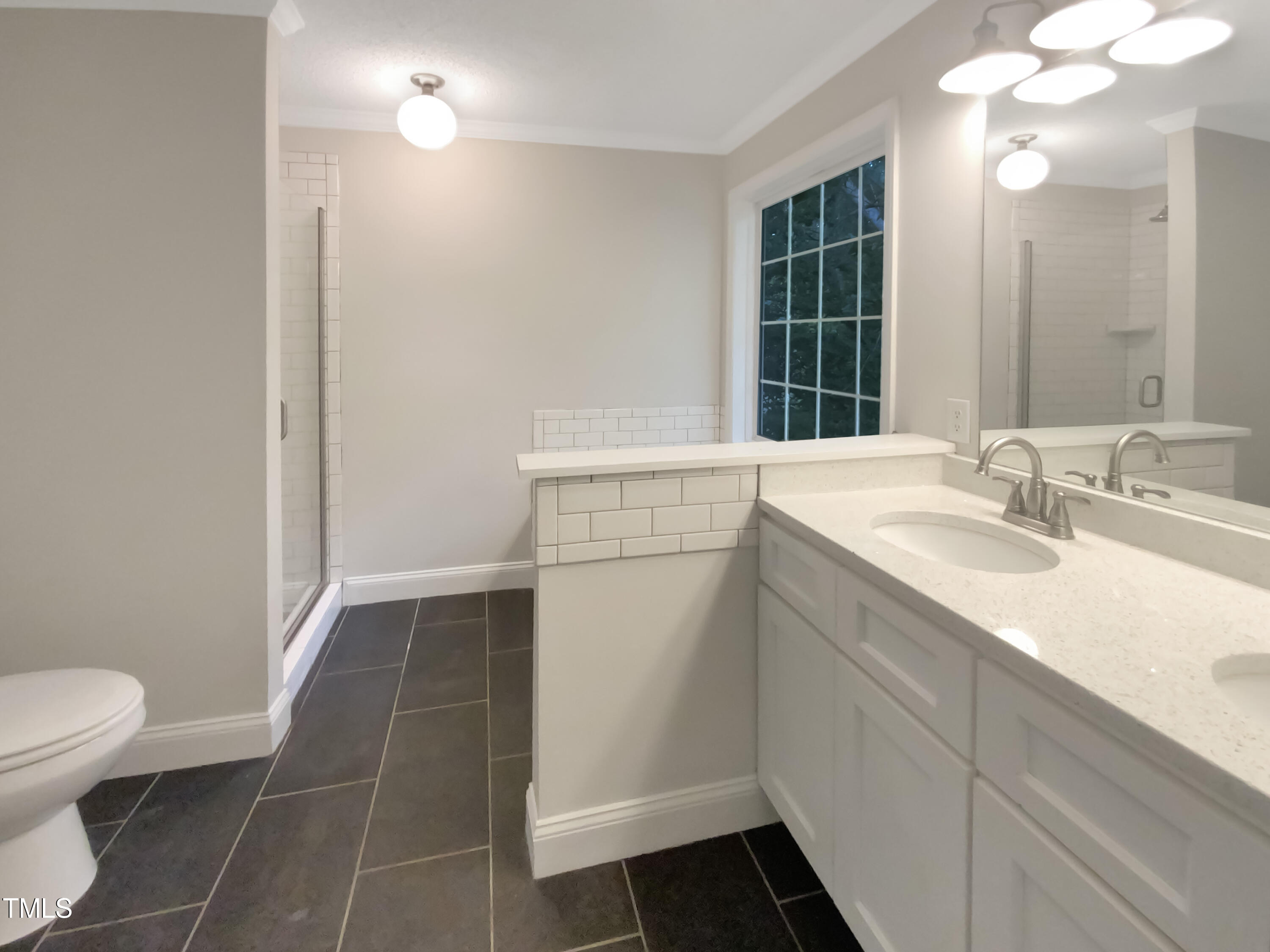 18 Red Leaf Trail Property Photo 15