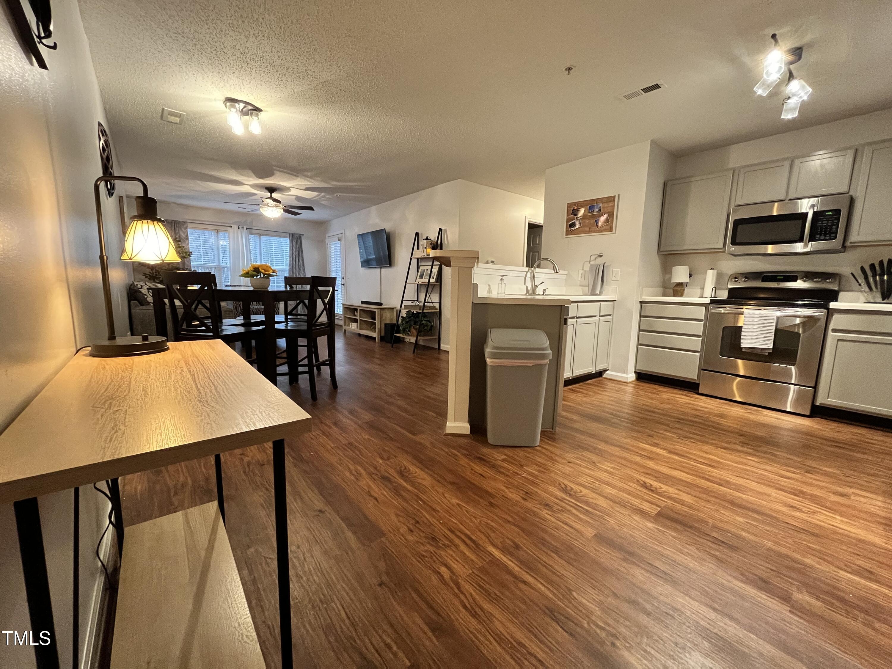 129 Sturbridge Drive # 15 Property Photo 38