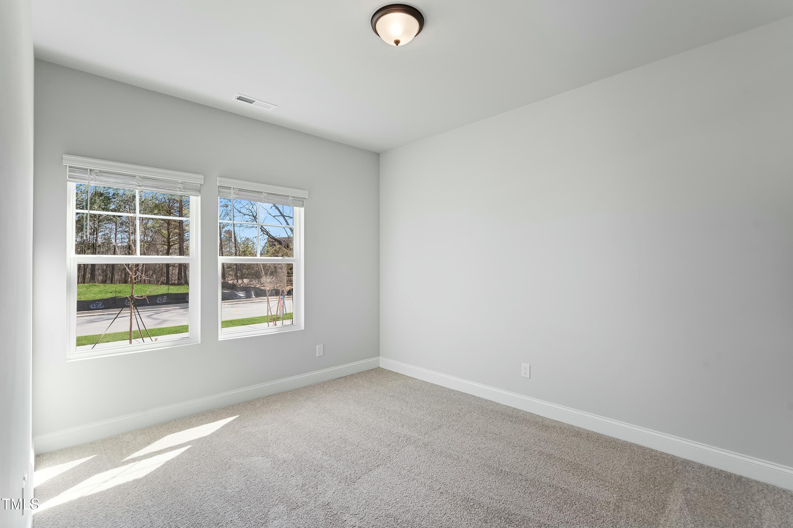 733 Portland Rose Drive Property Photo 6