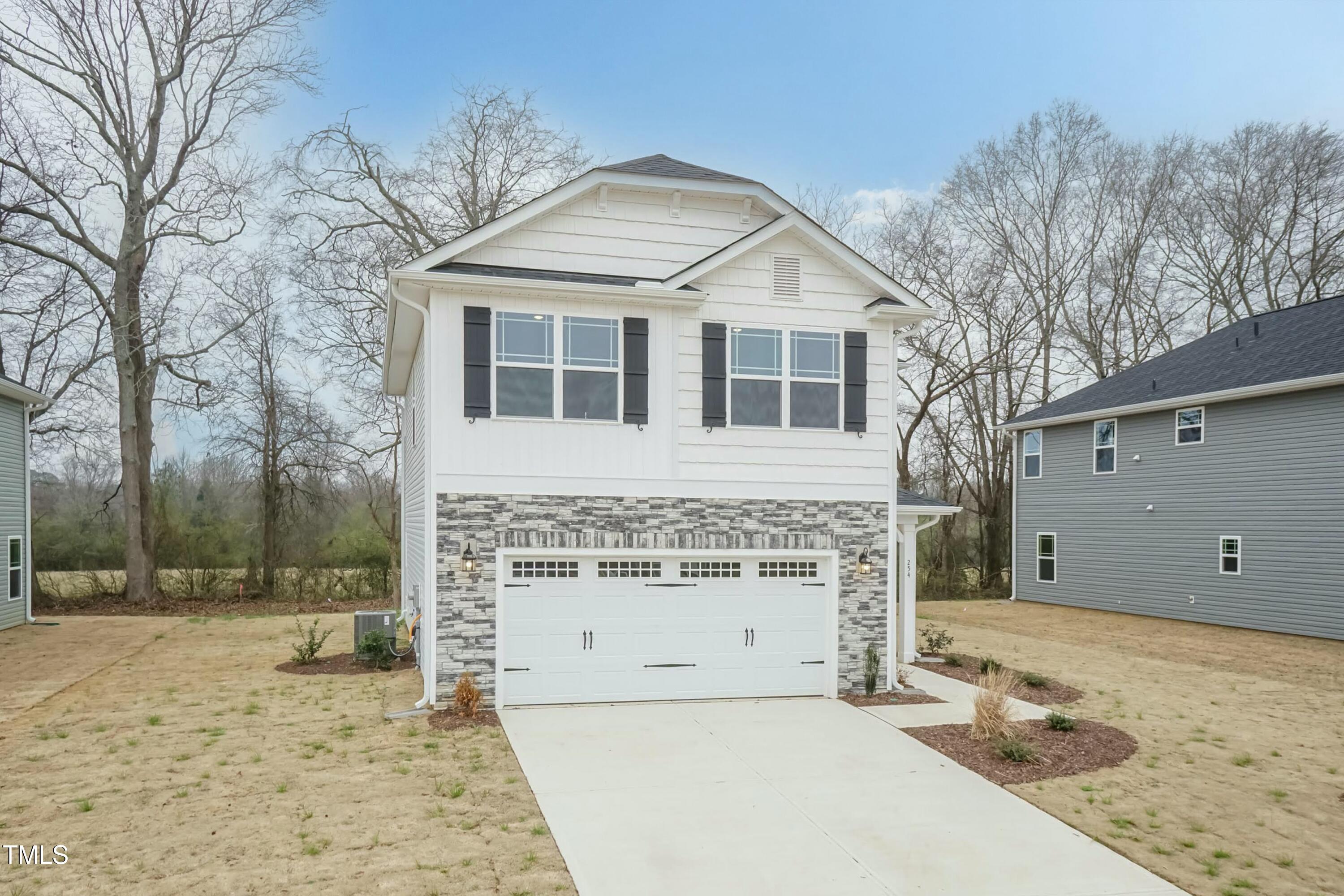 254 New Twin Branch Court Property Photo 4