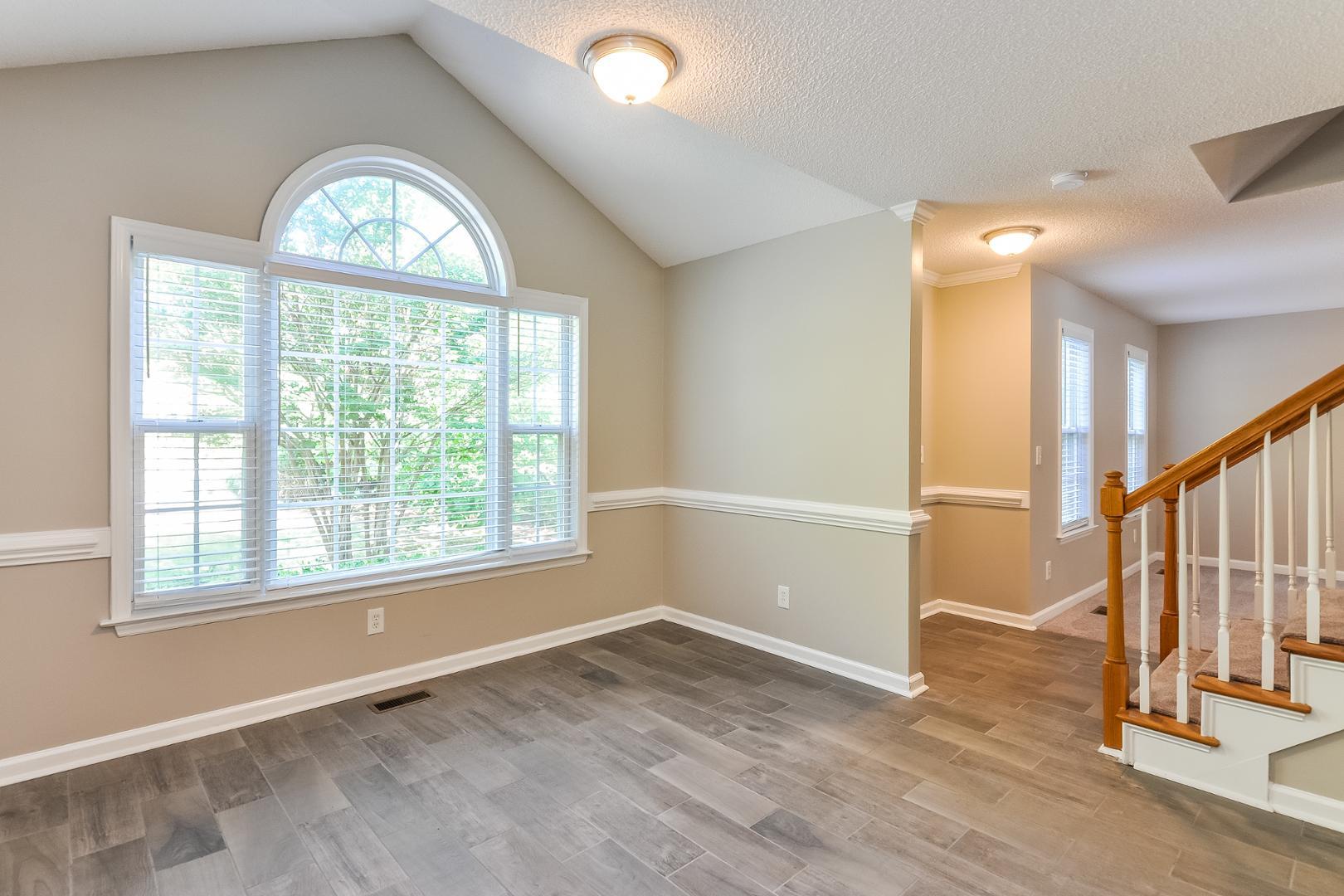 6808 Vernie Drive Property Photo 6