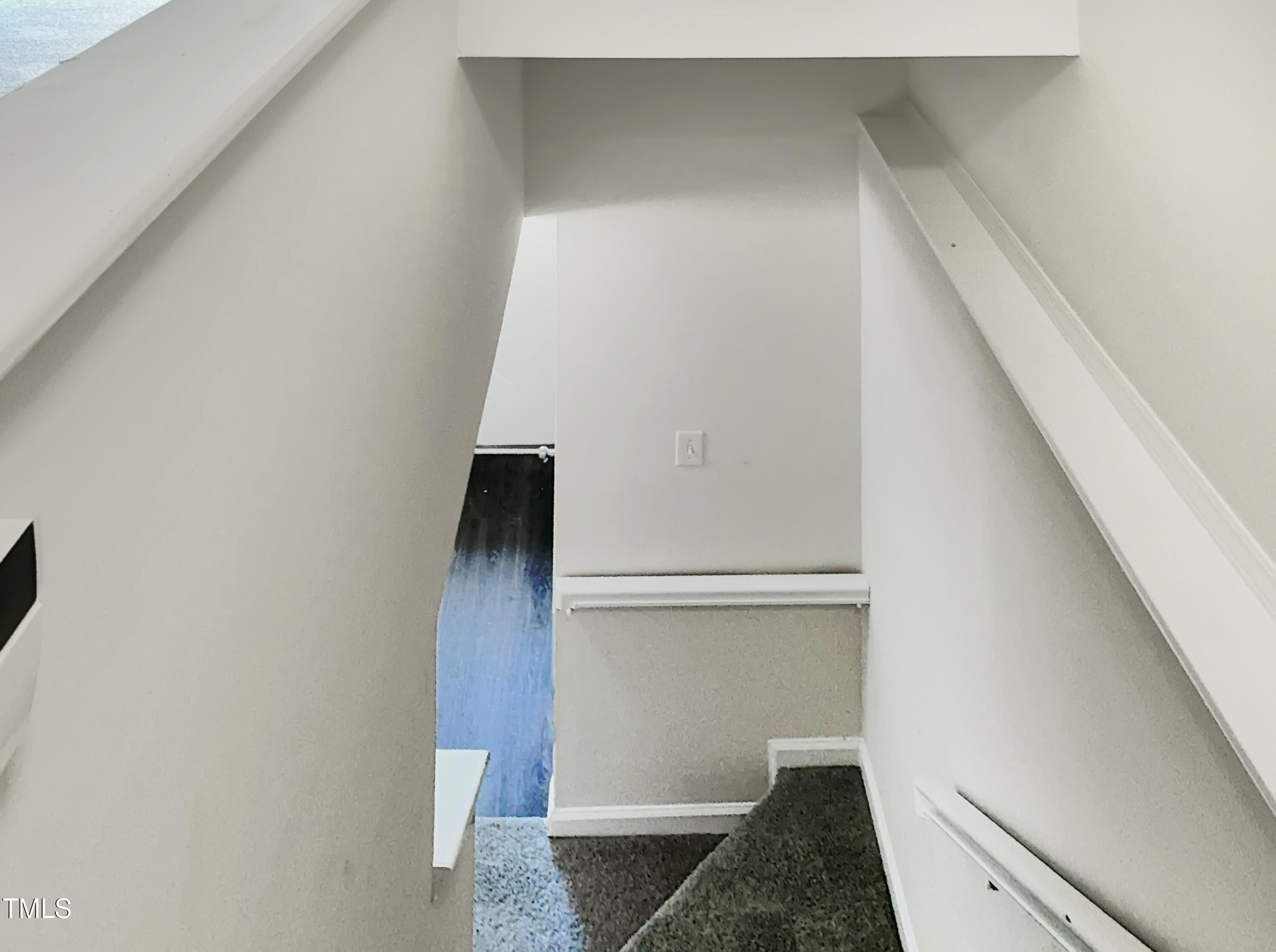 7220 Shellburne Drive Property Photo 17