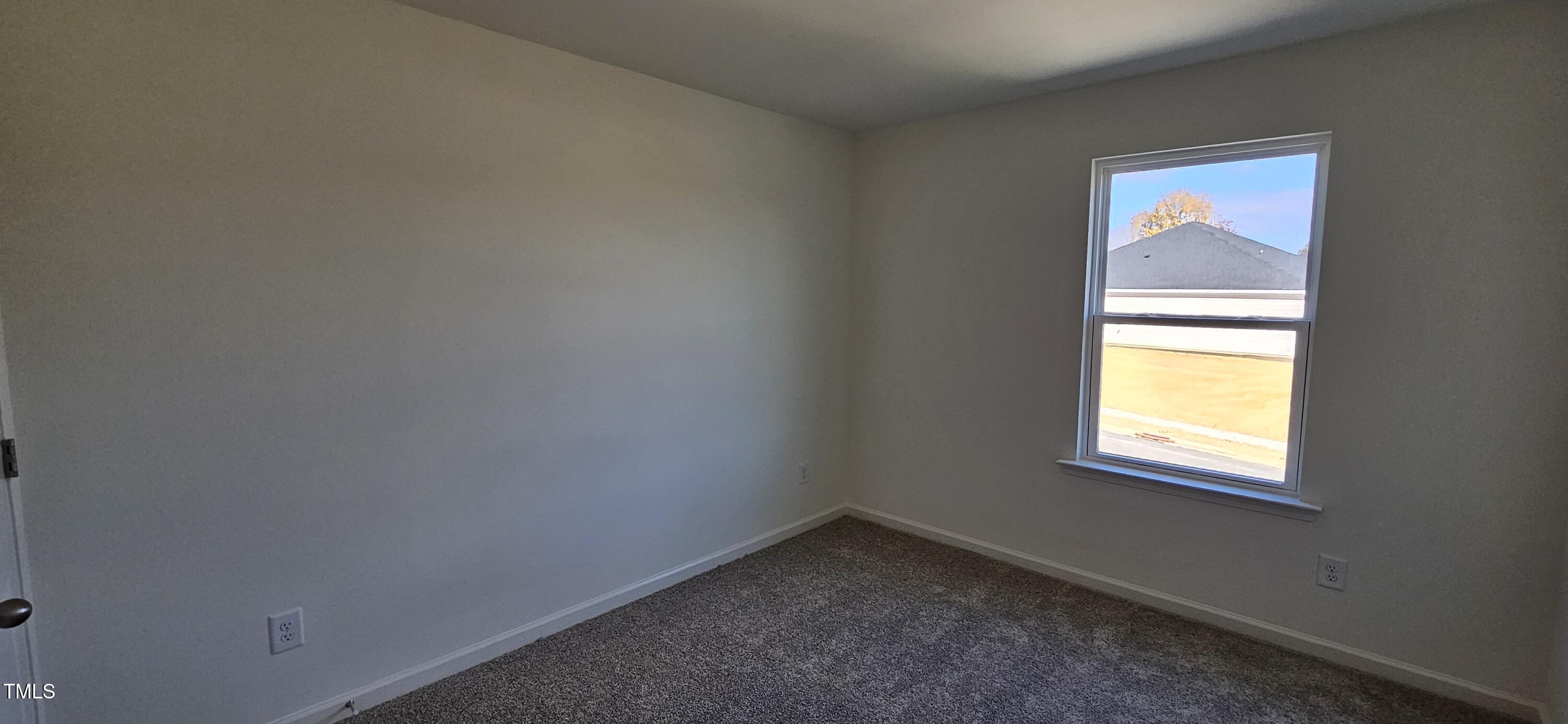 19 Longdale Drive Property Photo 12