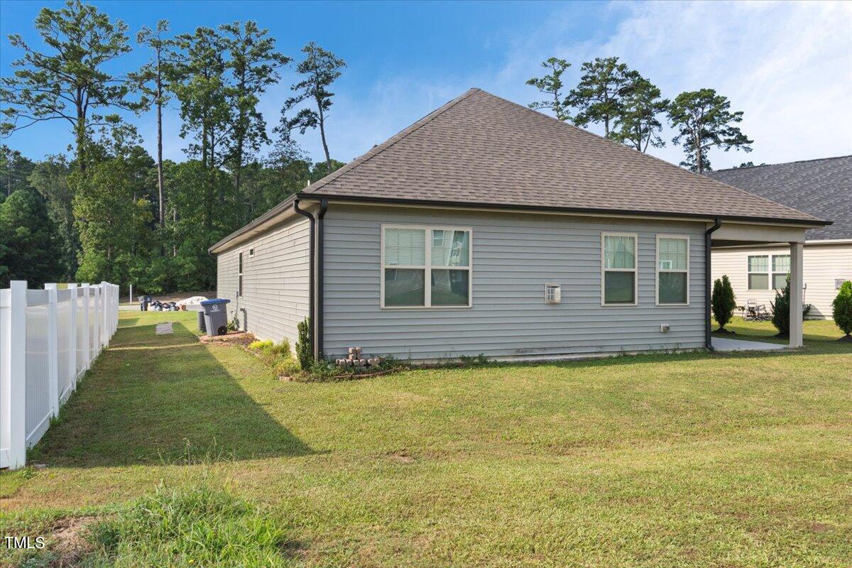 518 Belmont Lake Drive Property Photo 3