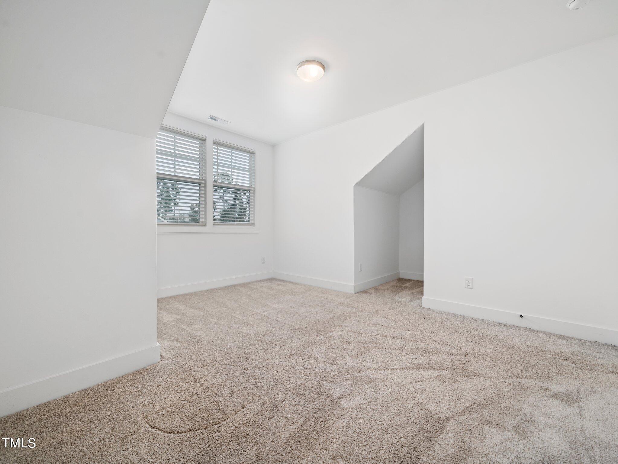 905 Whistable Avenue Property Photo 20