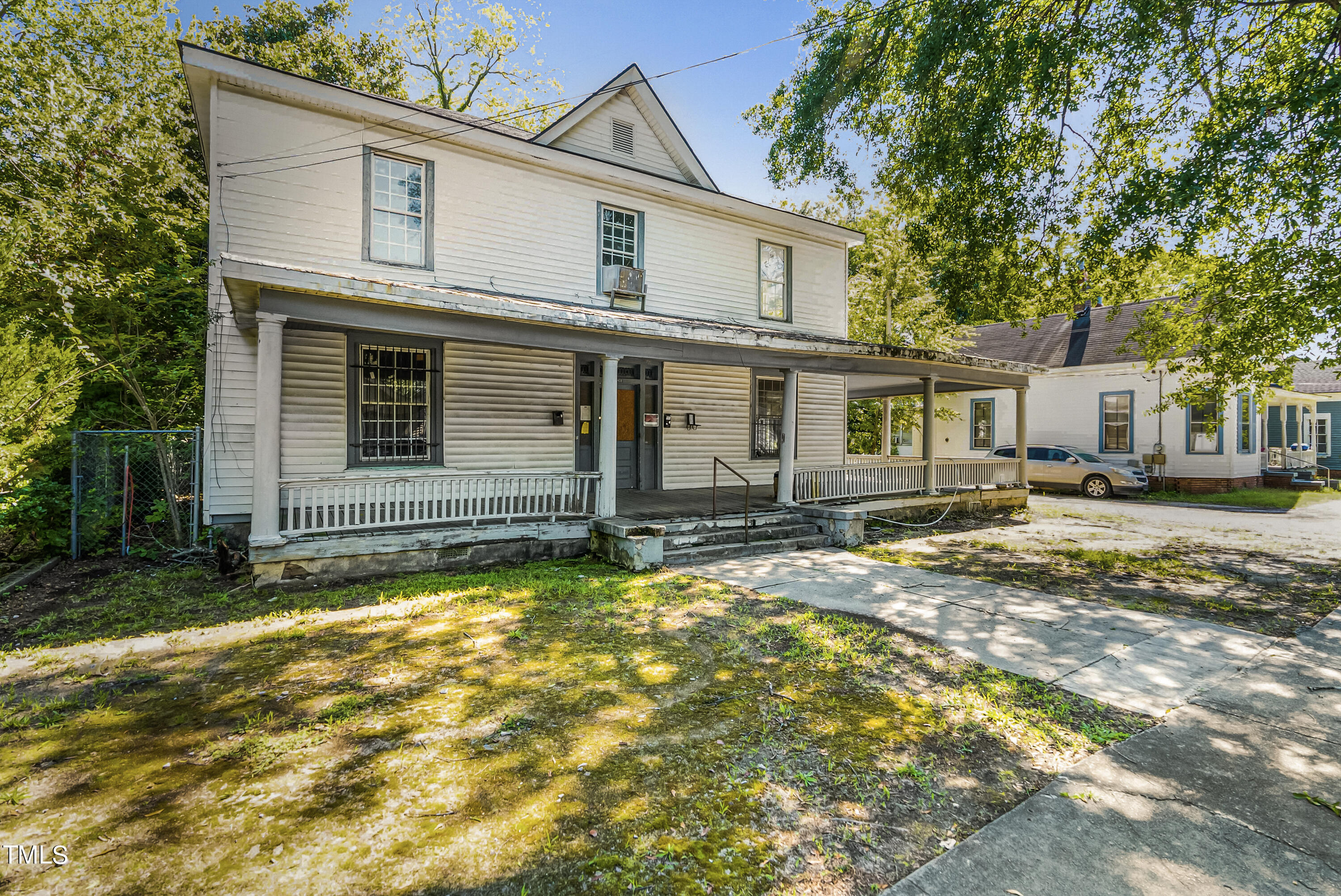 408 Lee Street Ne Property Photo 3