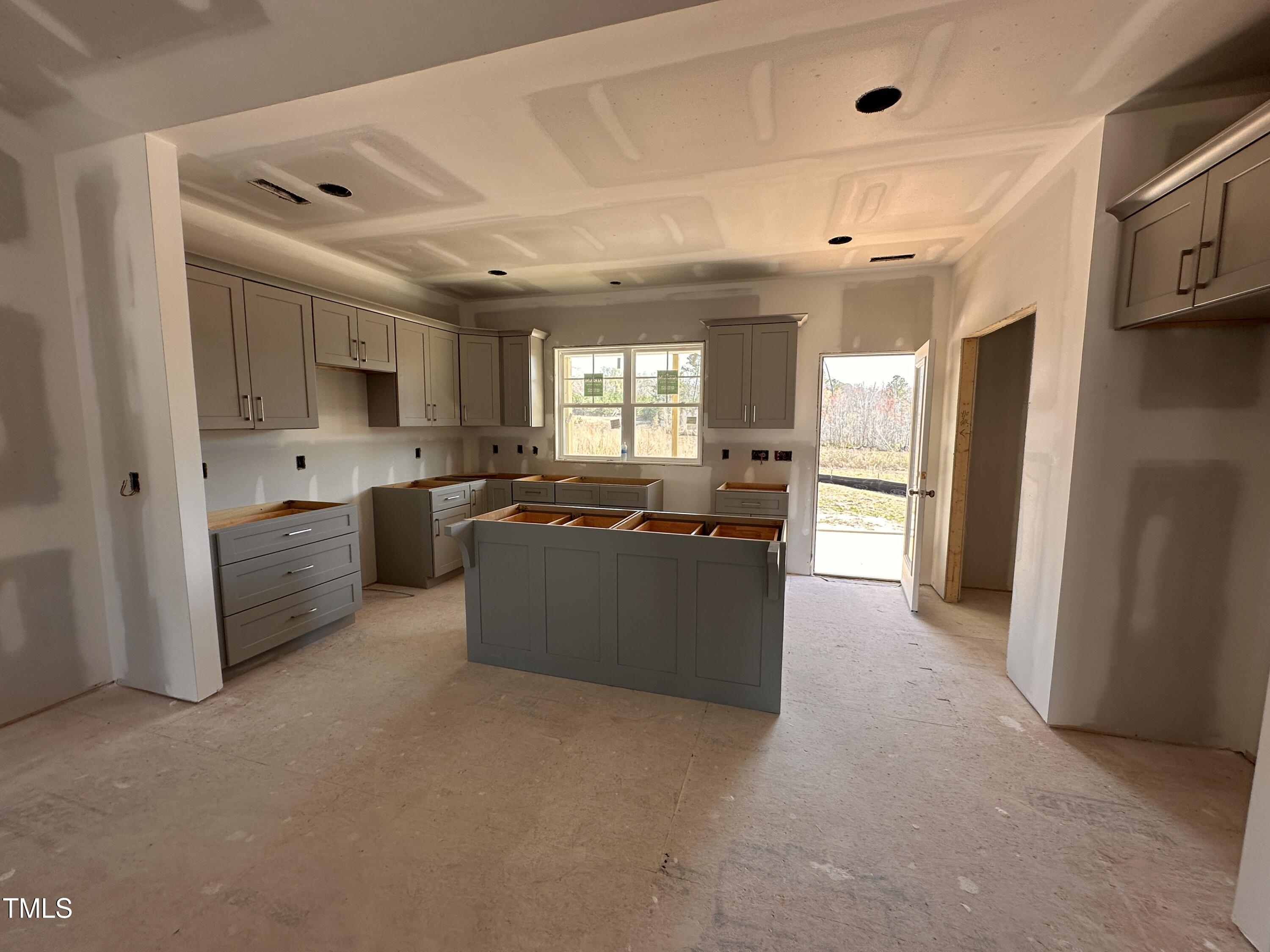 182 Wilderness Trail Property Photo 3