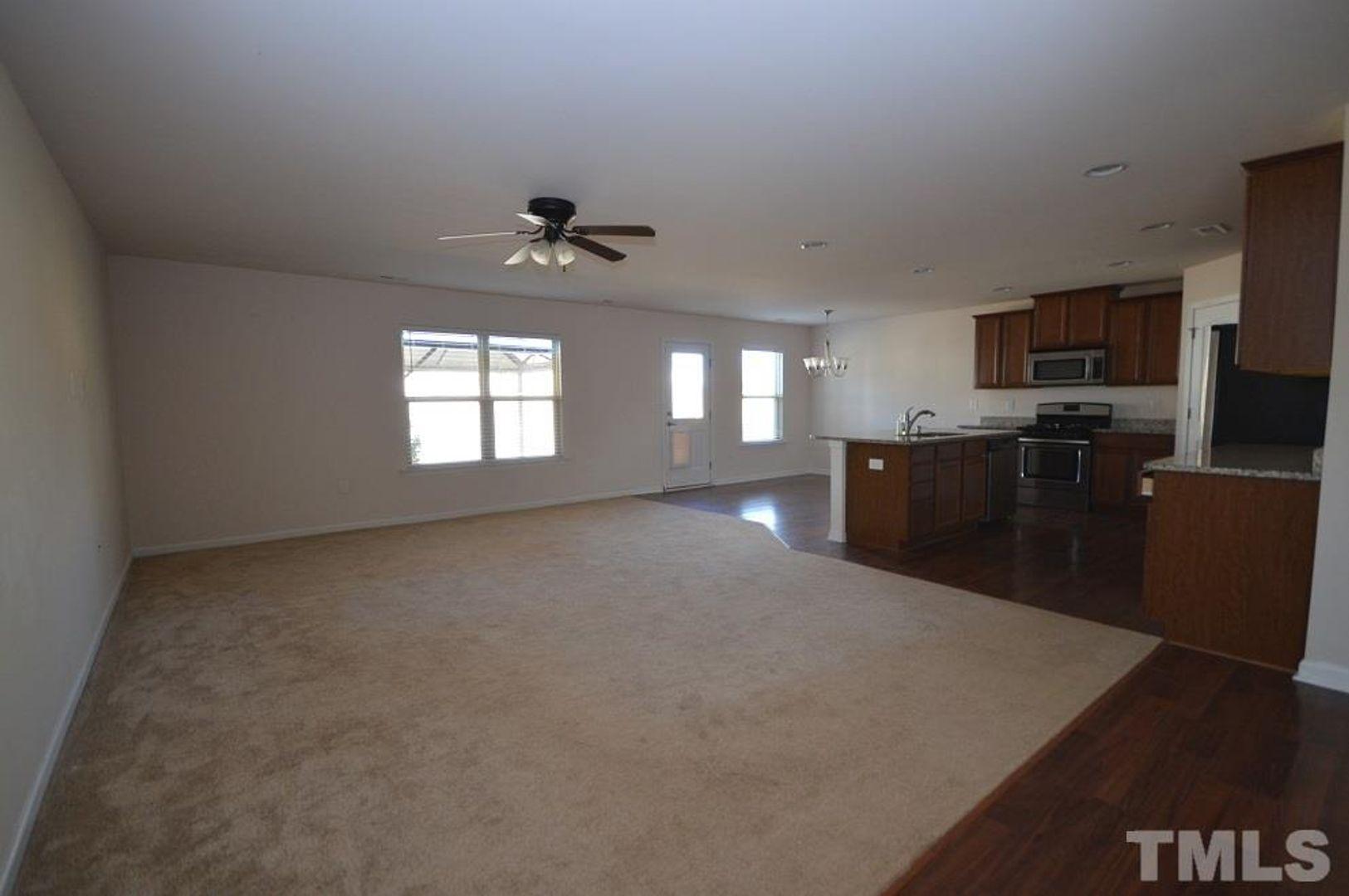 2503 Girvan Drive Property Photo 10