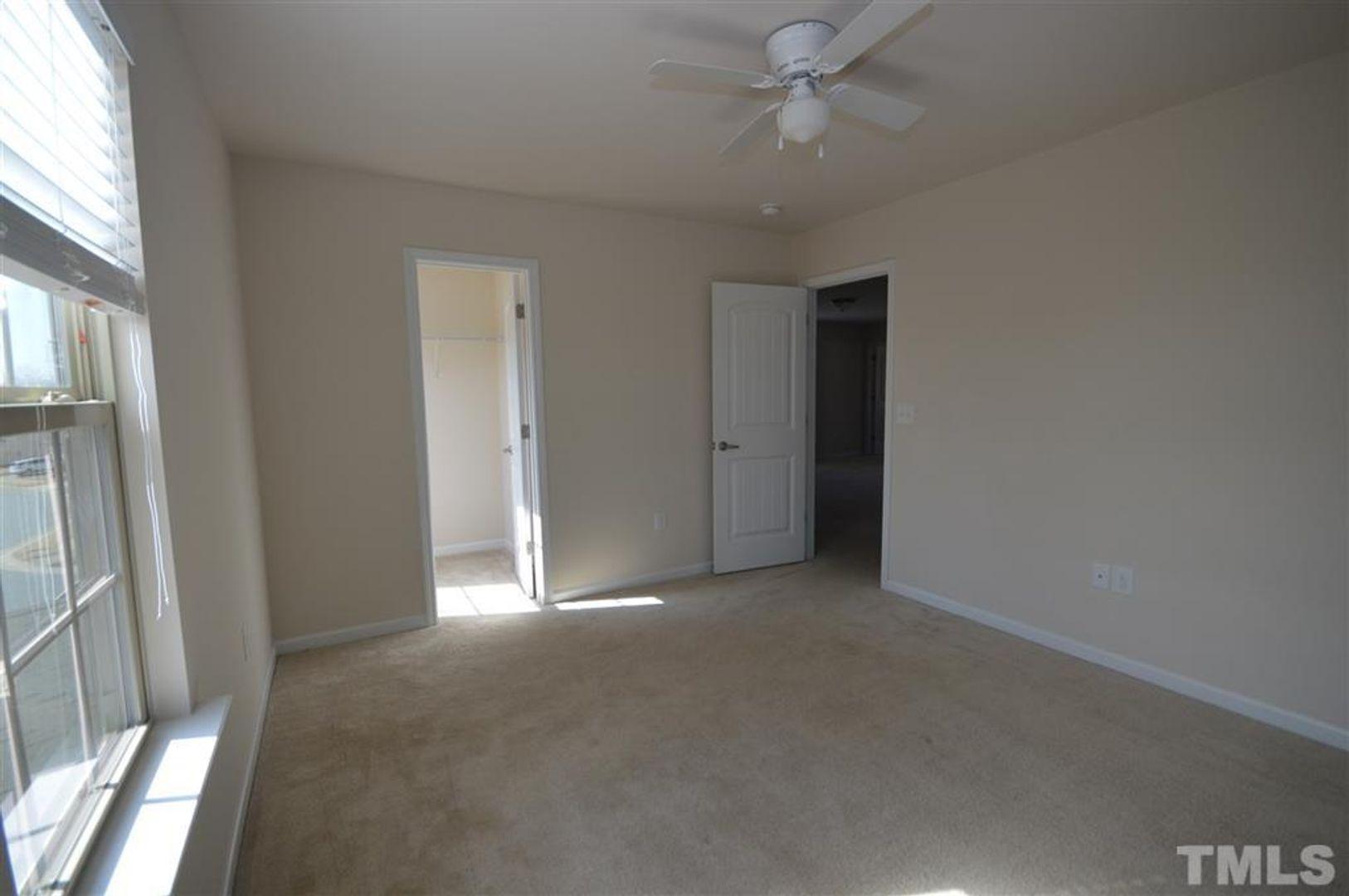 2503 Girvan Drive Property Photo 18