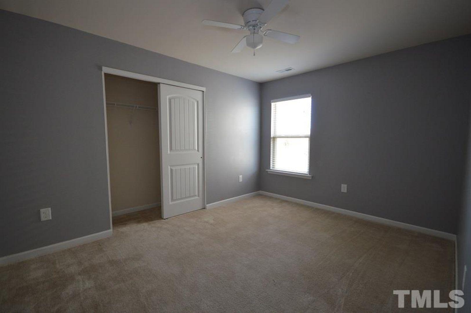 2503 Girvan Drive Property Photo 20