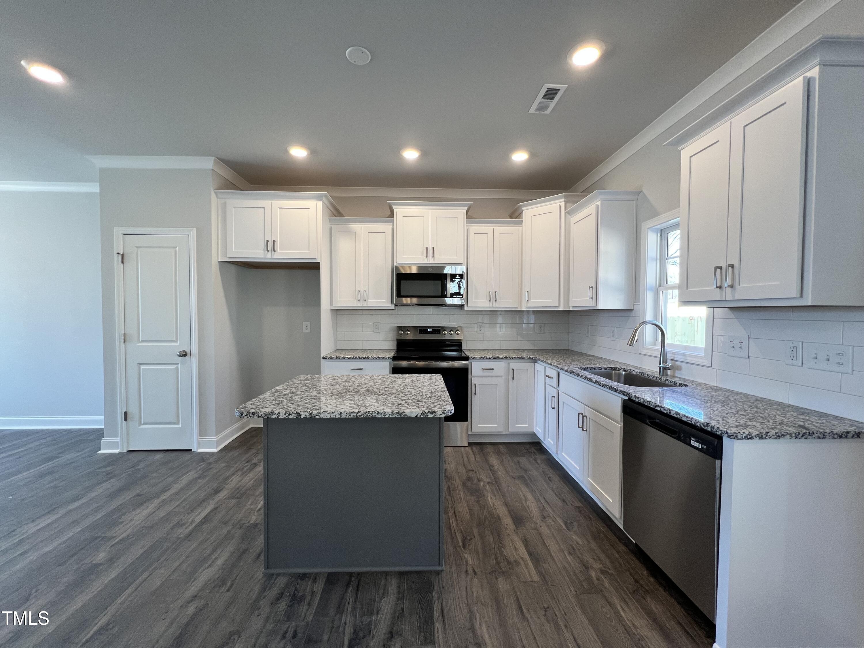 24 S Mistflower Street Property Photo 2