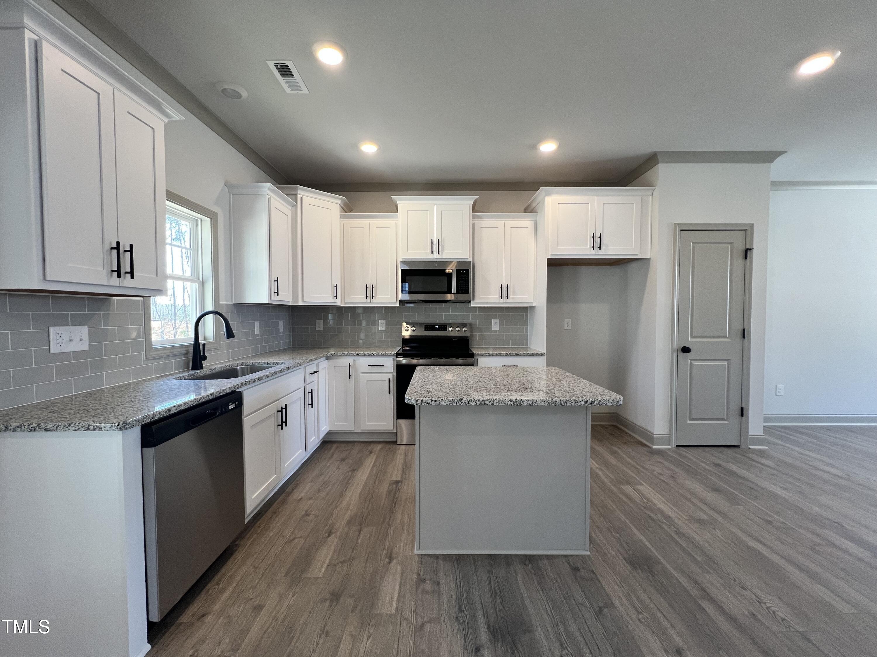 35 S Mistflower Street Property Photo 2