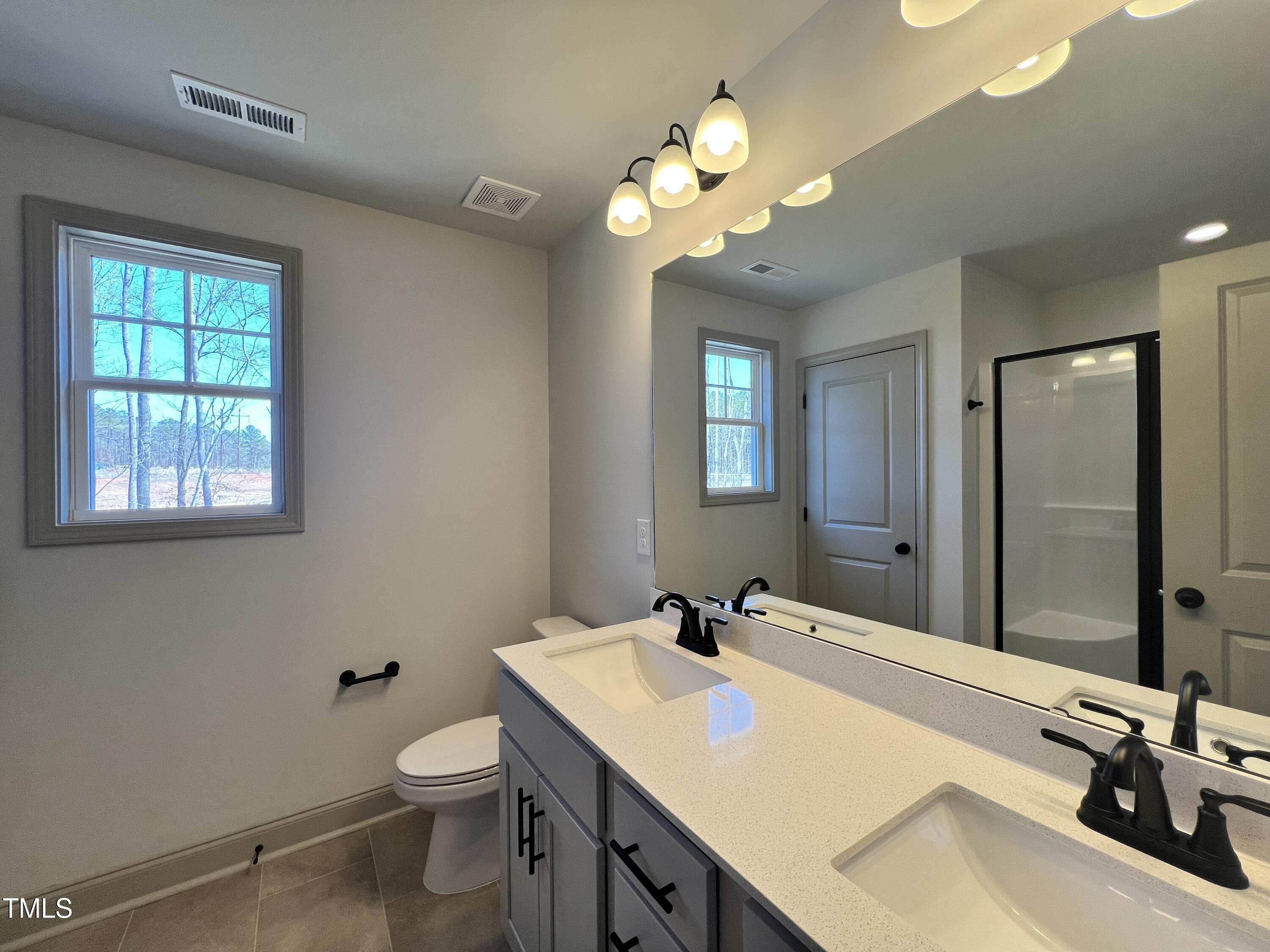 35 S Mistflower Street Property Photo 8