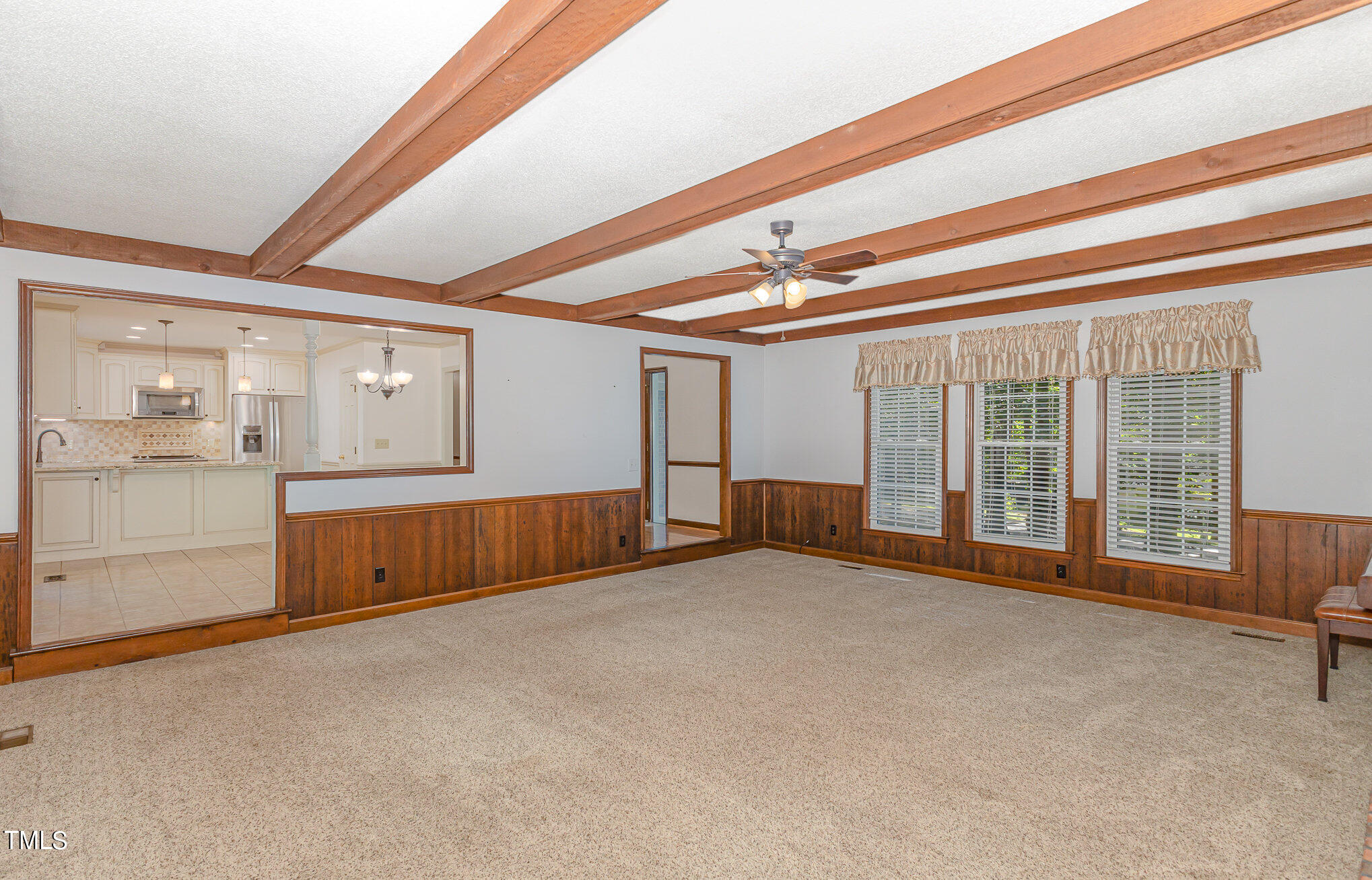 8204 Ashwood Drive Property Photo 16