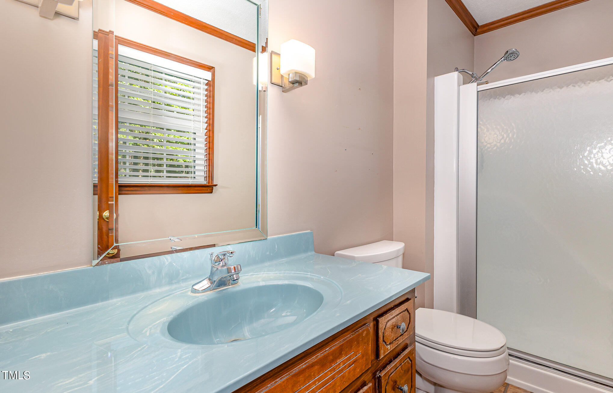 8204 Ashwood Drive Property Photo 21
