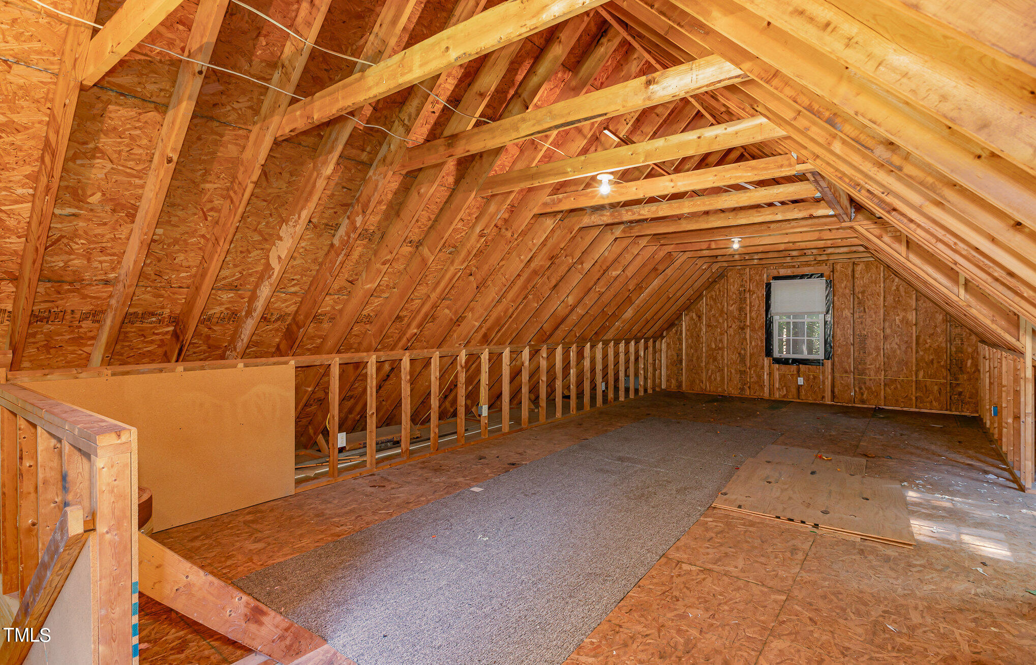8204 Ashwood Drive Property Photo 29