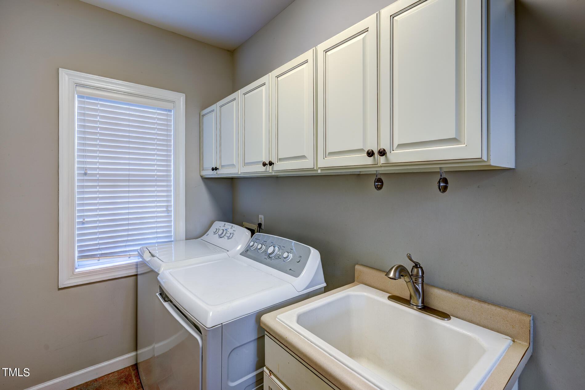 12417 Fieldmist Drive Property Photo 25