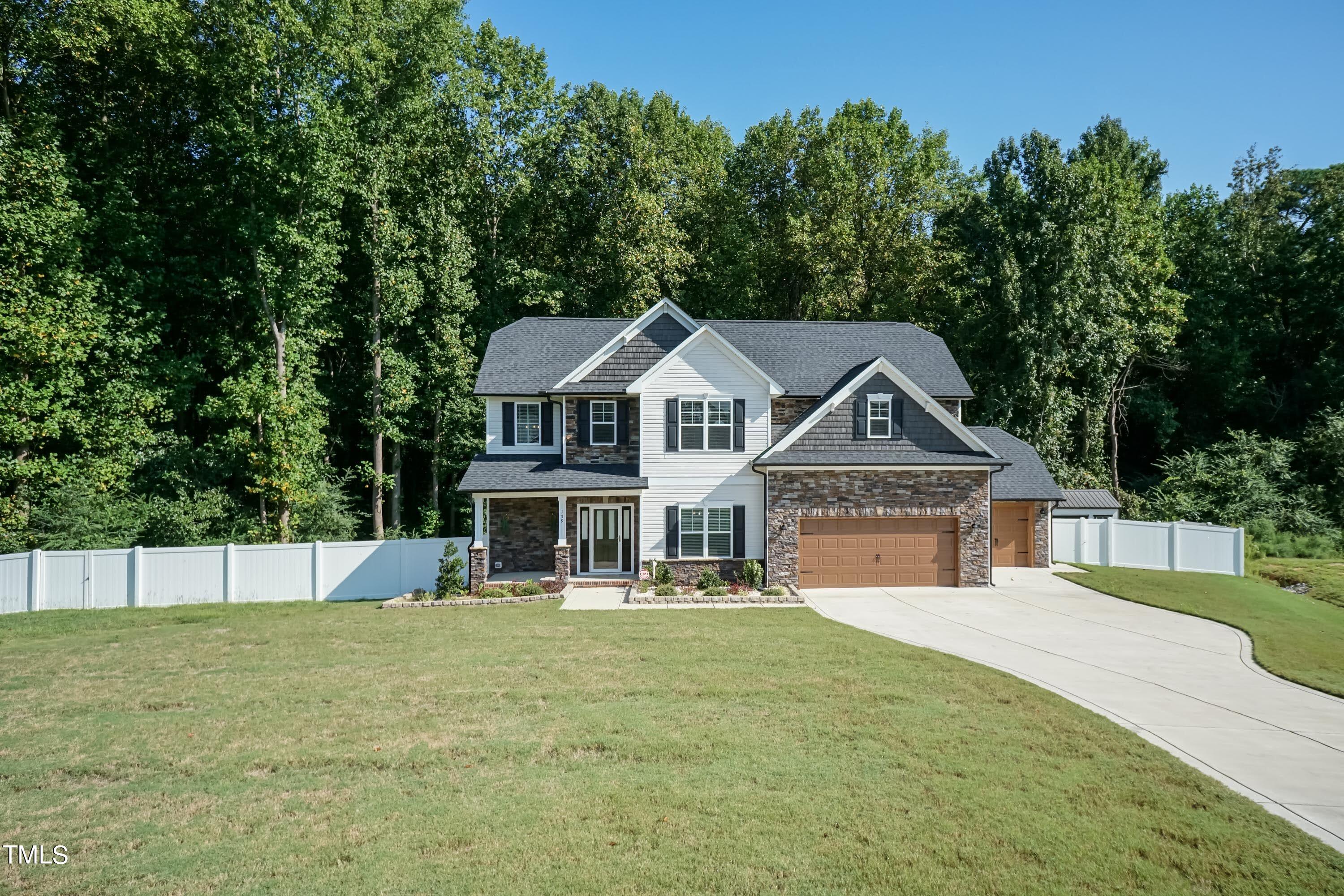159 Shady Oaks Drive Property Photo 2